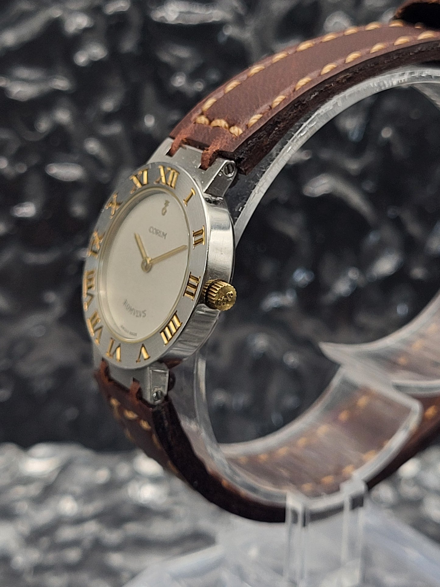 Corum 24.103.21 V-48 - Goud en Staal - Quartz - Dames - Red Robin Watches