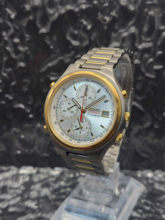 Seiko Titanium Chronograaf - 7T32-7D00 - Red Robin Watches