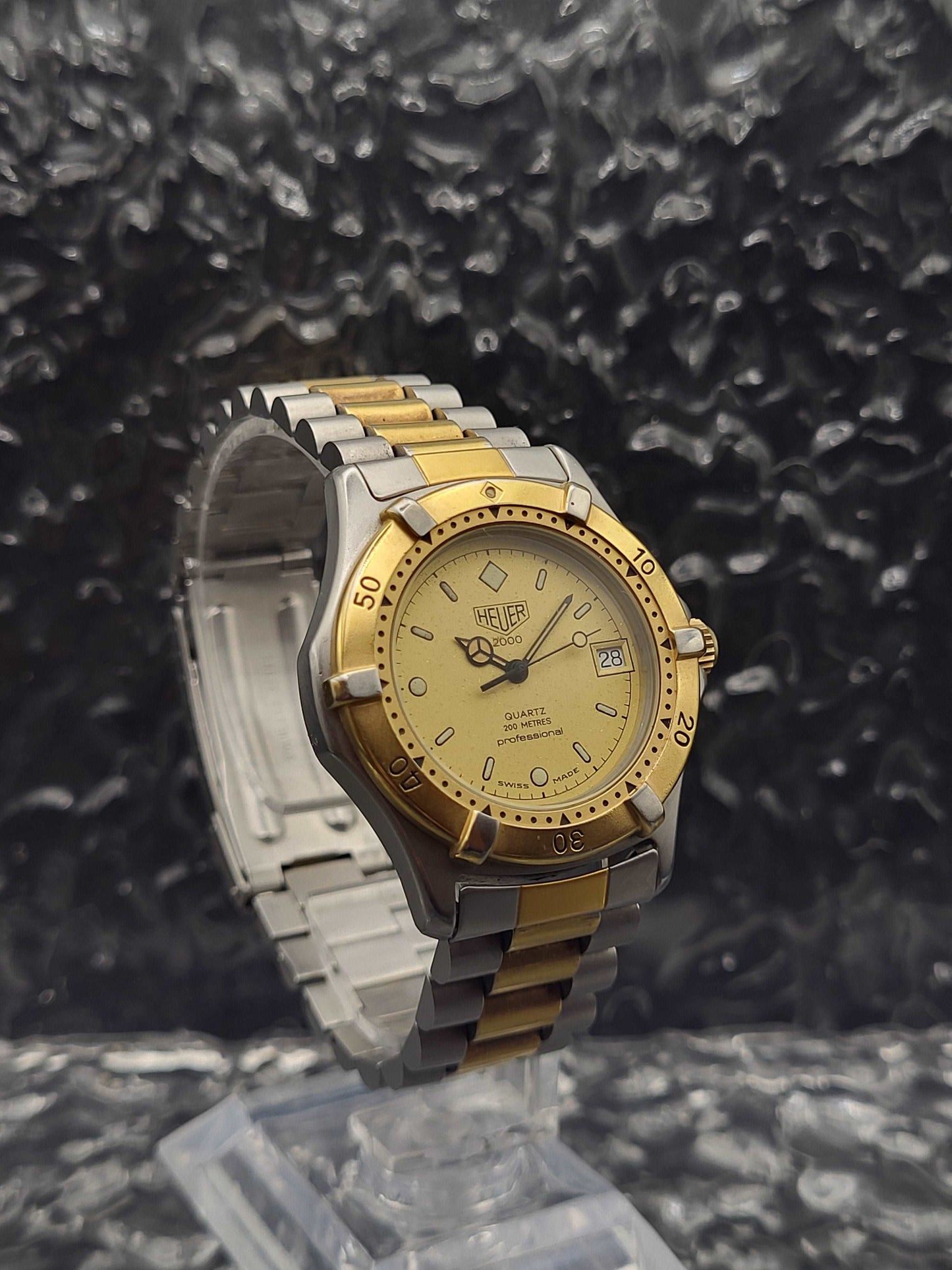 Tag Heuer 2000 Professional - Ref. 964.013 - Date - Two Tone - Red Robin Watches