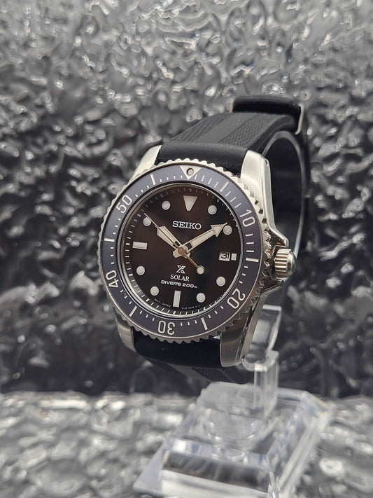 Seiko Prospex Solar - Ref. SNE569P1 - V147-0CS0 - Full Set - Red Robin Watches