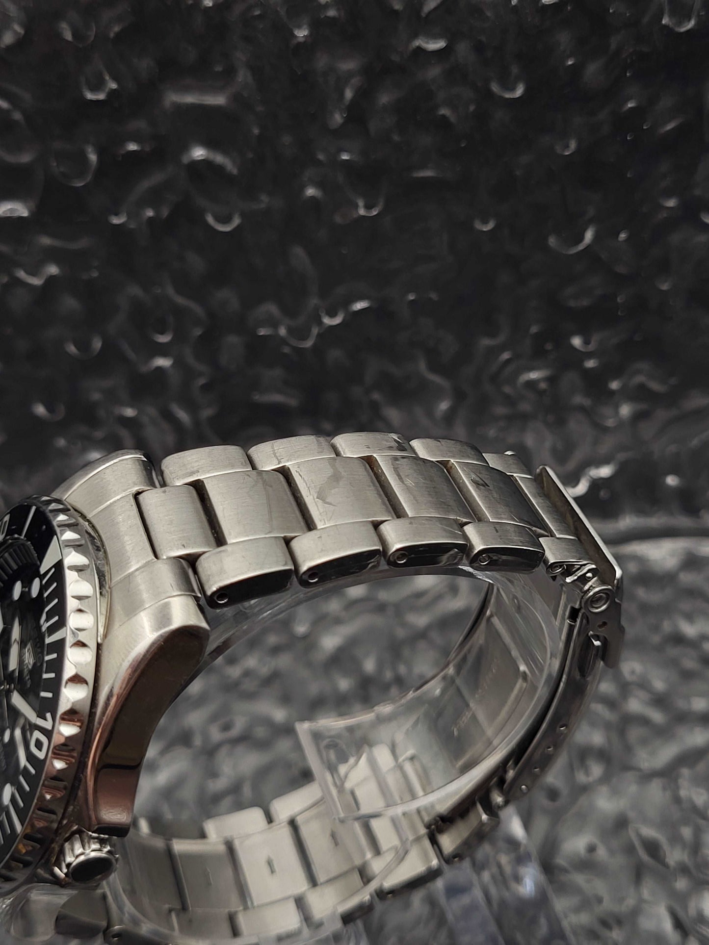 Seiko 5 Sports ‘Sea Urchin’ - Ref. SNZF17K1 - Automaat - 7S36-03C0 - Red Robin Watches