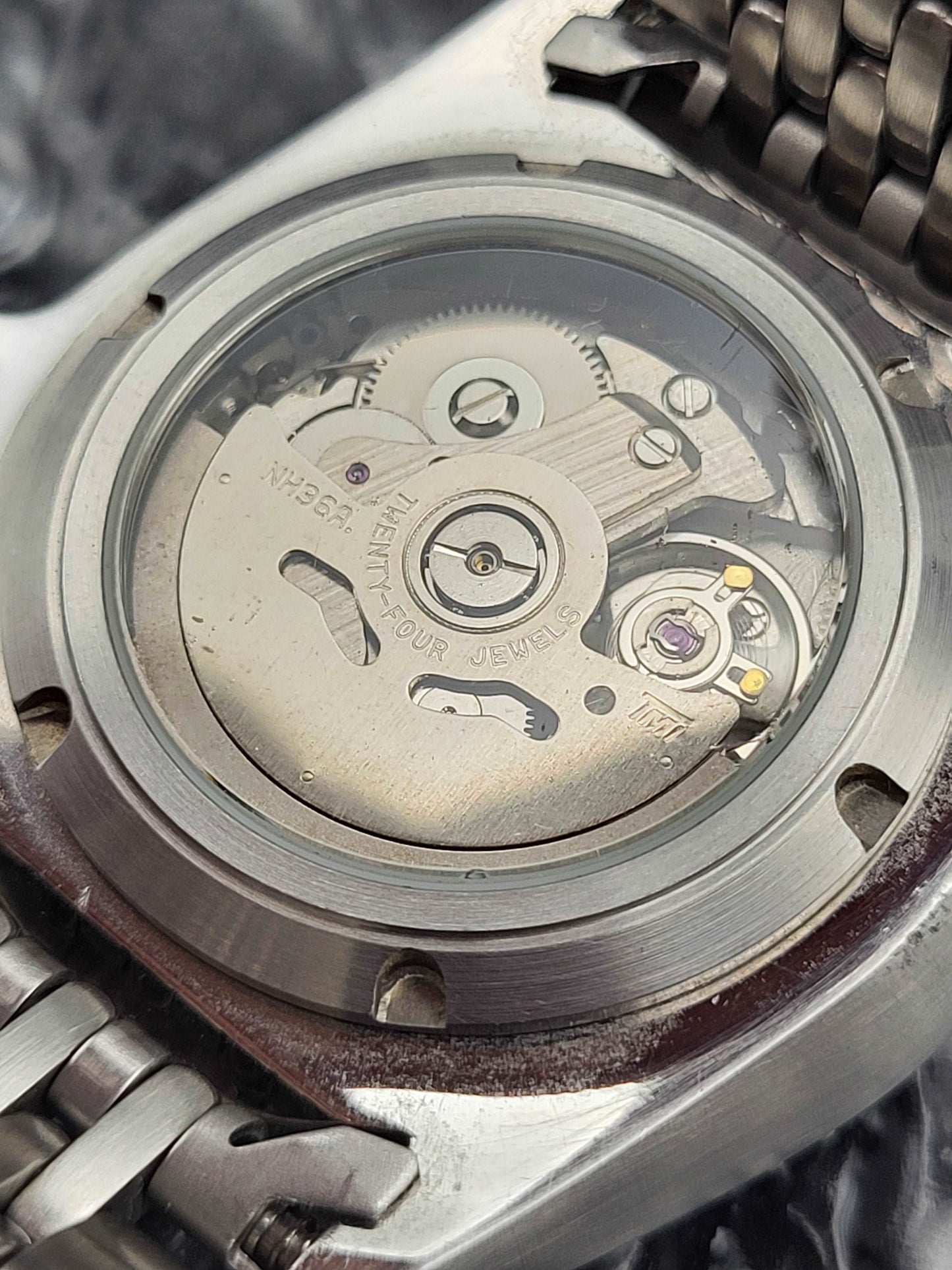 Seiko SKX009 Custom Mod - Automaat - NH36 Uurwerk - BOR Horlogeband - Kanji Day Date
