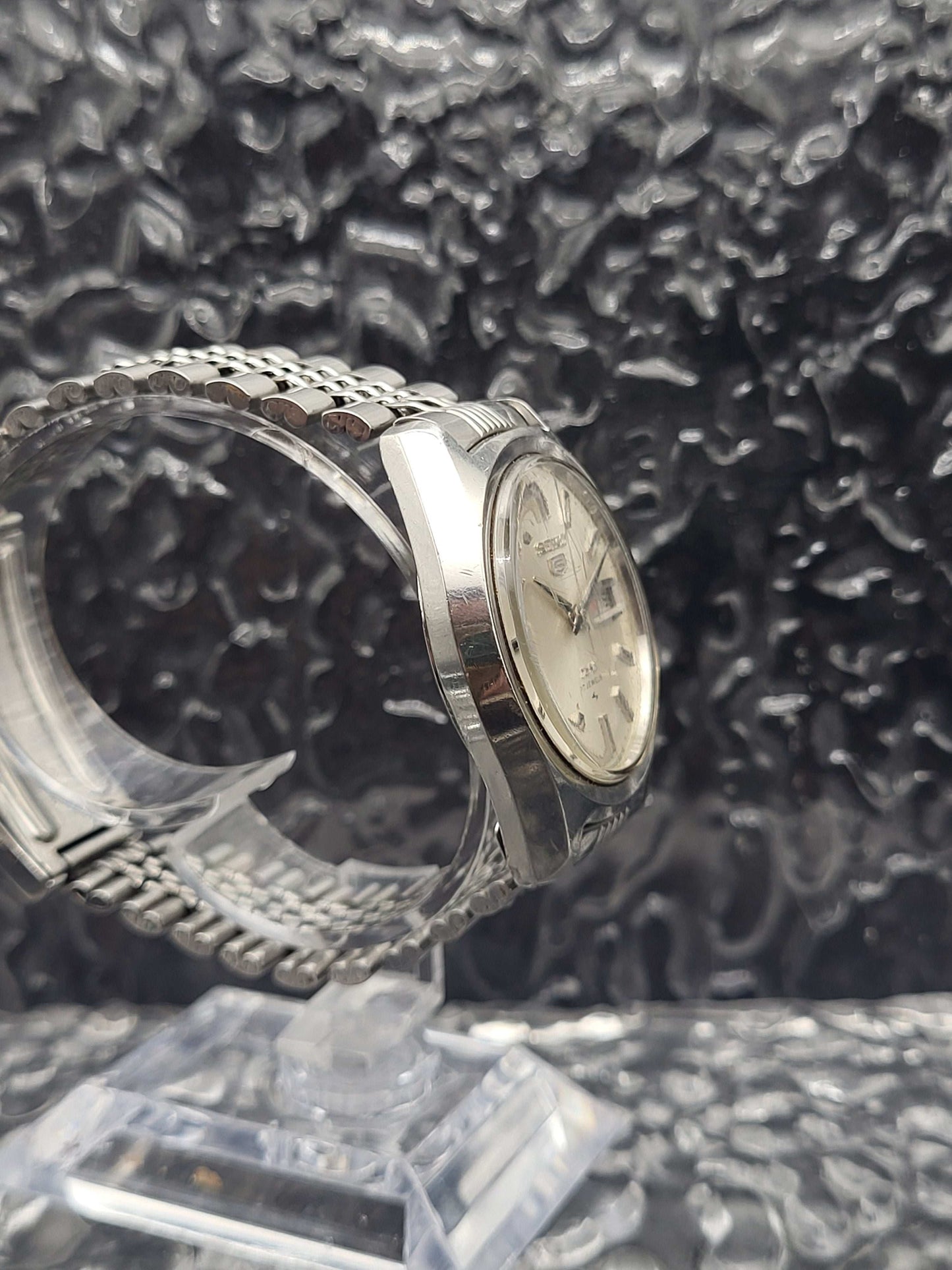 Seiko 5 DX - Ref. 5139-7000 - Dag Datum - Seiko BOR Band