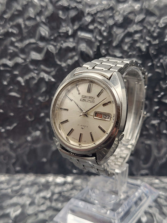 Seiko 5 Actus - Ref. 7019-7070 - JDM Kanji Dag Datum