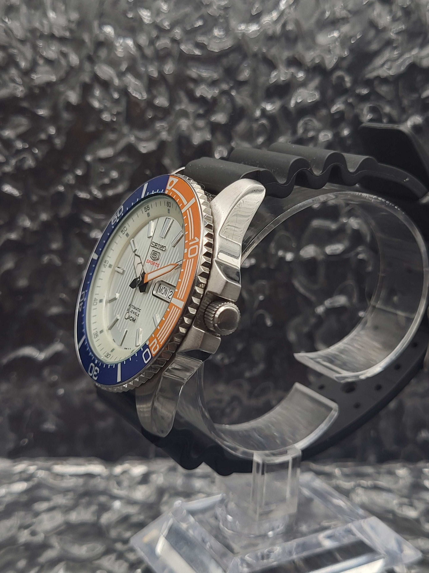 Seiko 5 Sports - Ref. SRP549K1 - Automatic - Day Date - SRP549