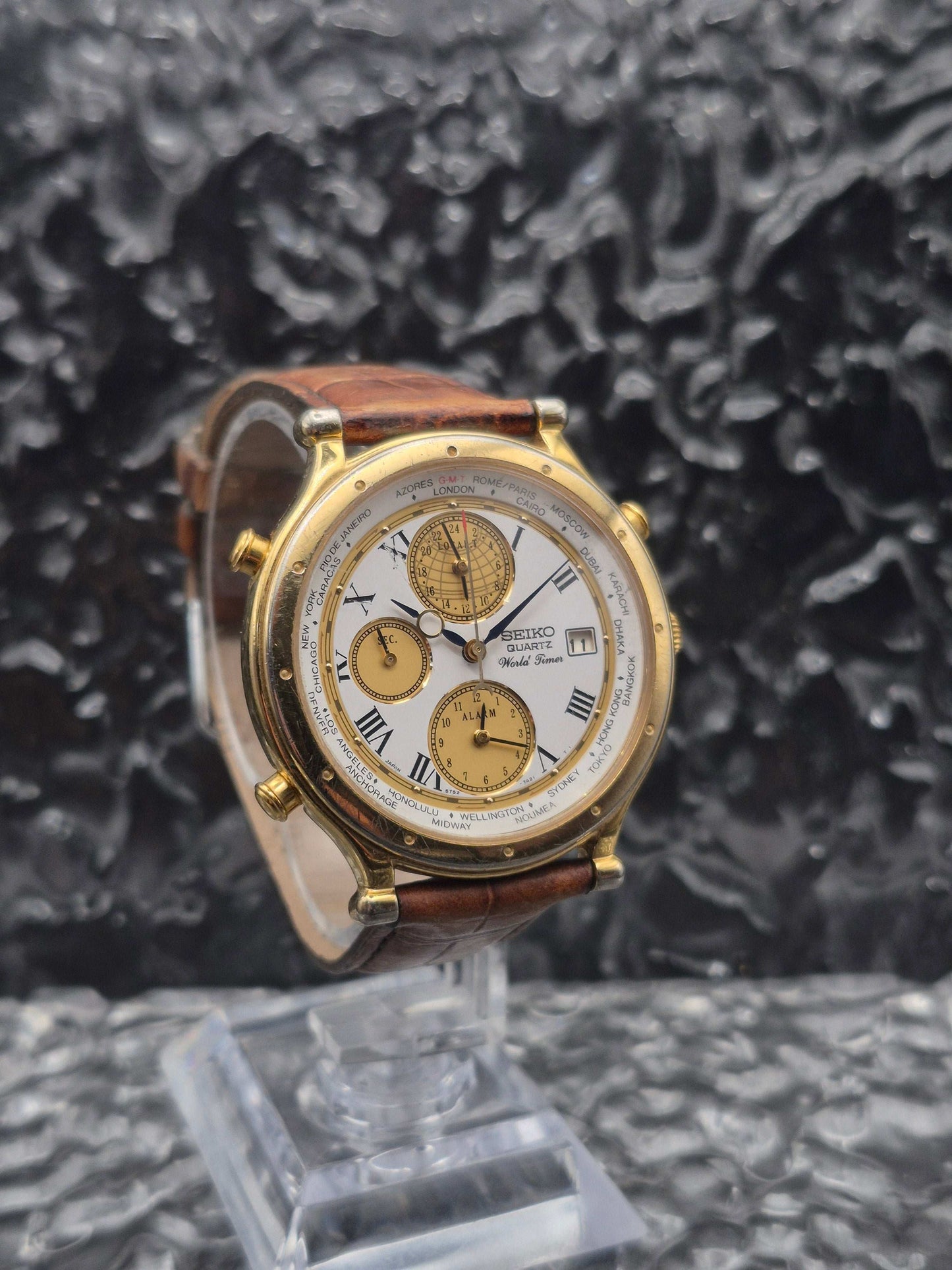Seiko Age Of Discovery - Ref. 5T52-7A10 - World Timer GMT - Quartz Men's Watch
