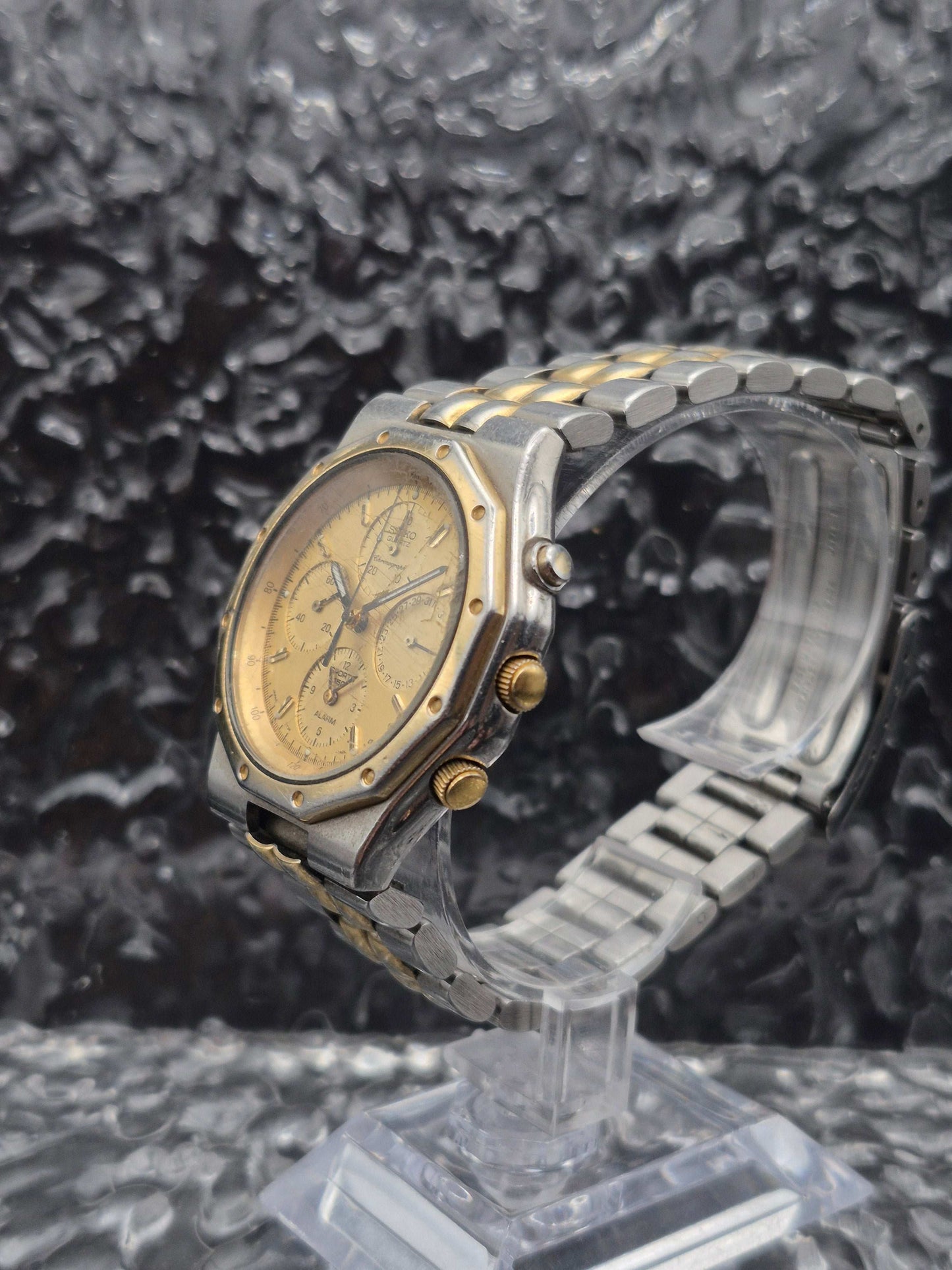 Seiko Royal Oak Ref. 7T34-7A10 Quartz Chronograph Two Tone - Red Robin Watches