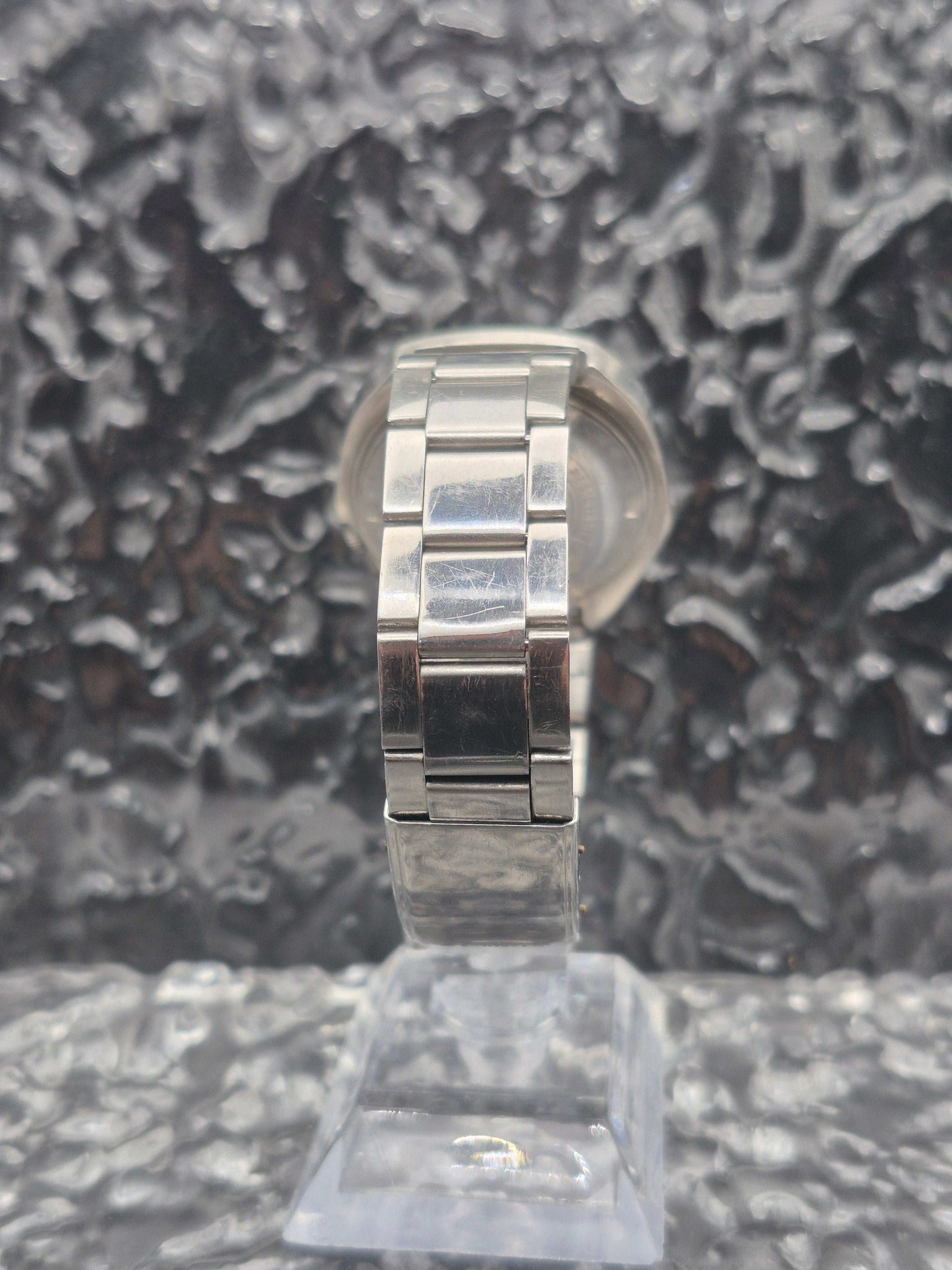 Seiko Advan Ref. 7019-7240 Facet Crystal Kanji Blue Dial