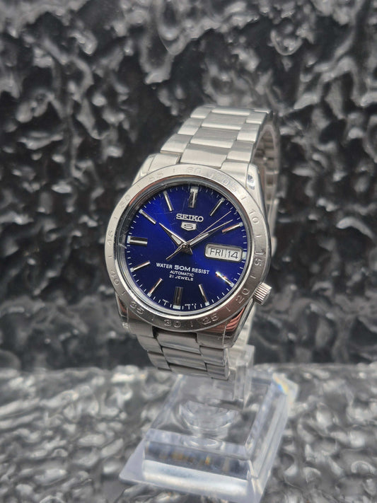 Seiko 5 Sports Automatic Ref. SNKD91K1 - 7S26-02T0 Blue Dial