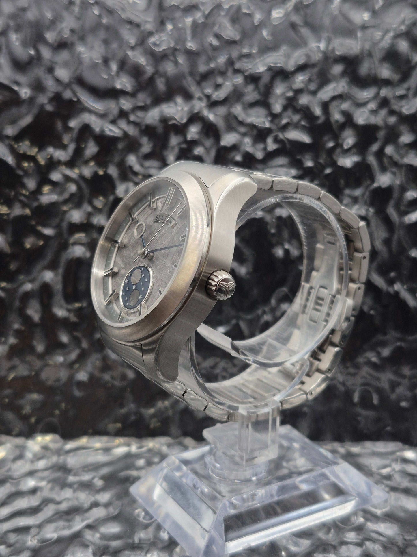 Selten Series 00.00 Meteor Dial Day Night Disk - Full Set April 2024 Automatic - Red Robin Watches