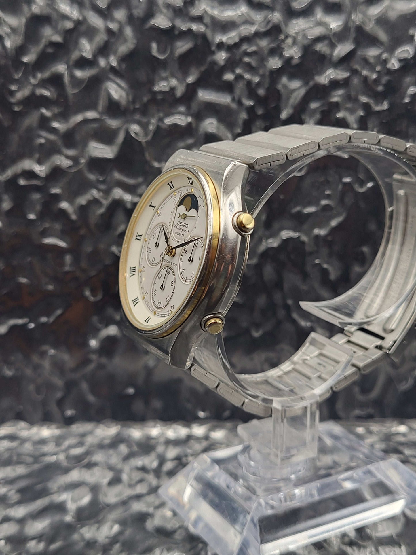 Seiko Sports 100 Moonphase - Ref. 7A48-7000 - Quartz - Datum Chronograaf - Red Robin Watches