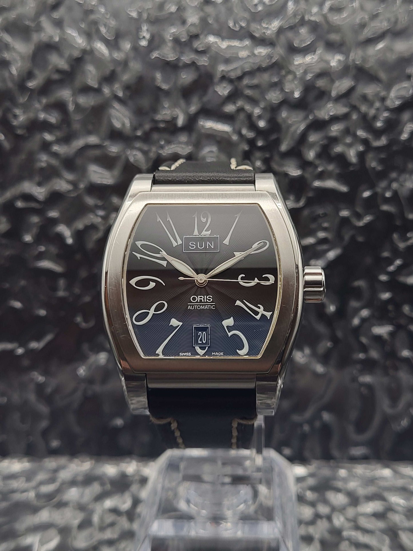 Oris Miles Tonneau - Ref. 7539 - Automaat - Day Date