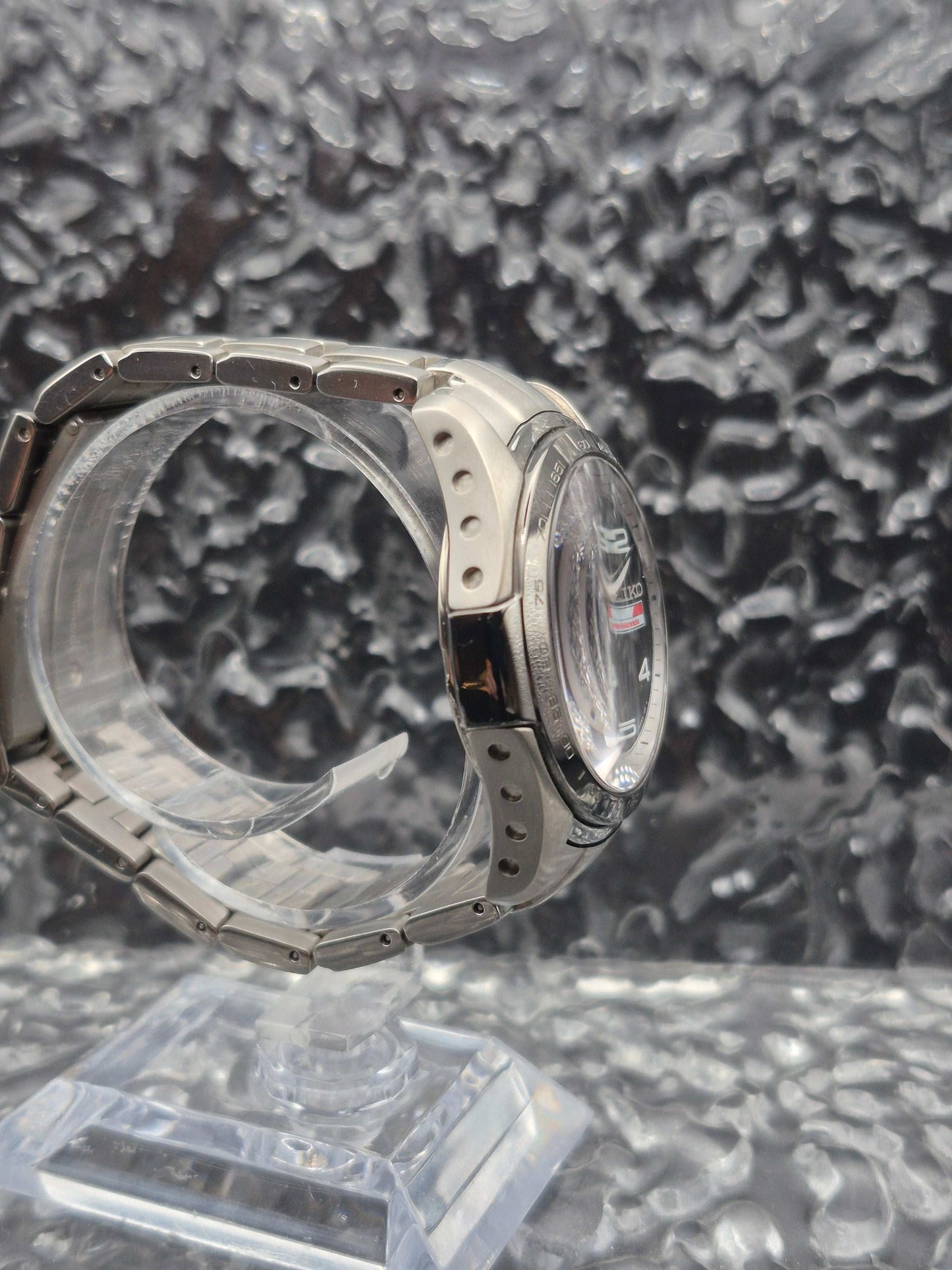 Seiko Ignition Honda Ref. 7T92-0GJ0 Limited Edition Titanium - Red Robin Watches