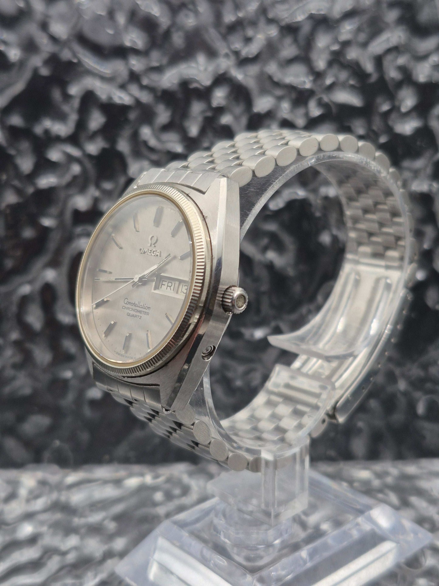 Omega Constellation Chronometer Ref. 198.0111 Quartz 18K WG Bezel