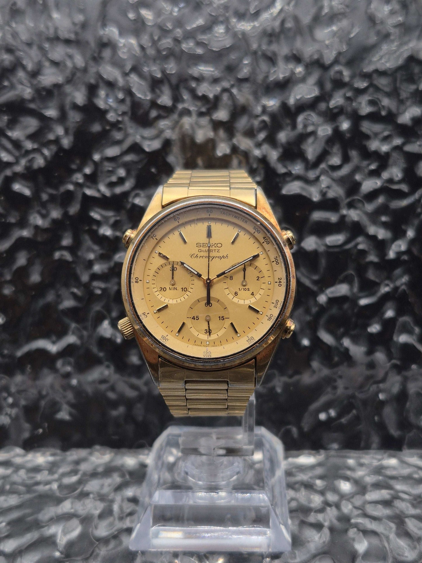 Seiko Quartz Chronograph Ref. 7A28-7020 Gold Tone 'James Bond' - Red Robin Watches