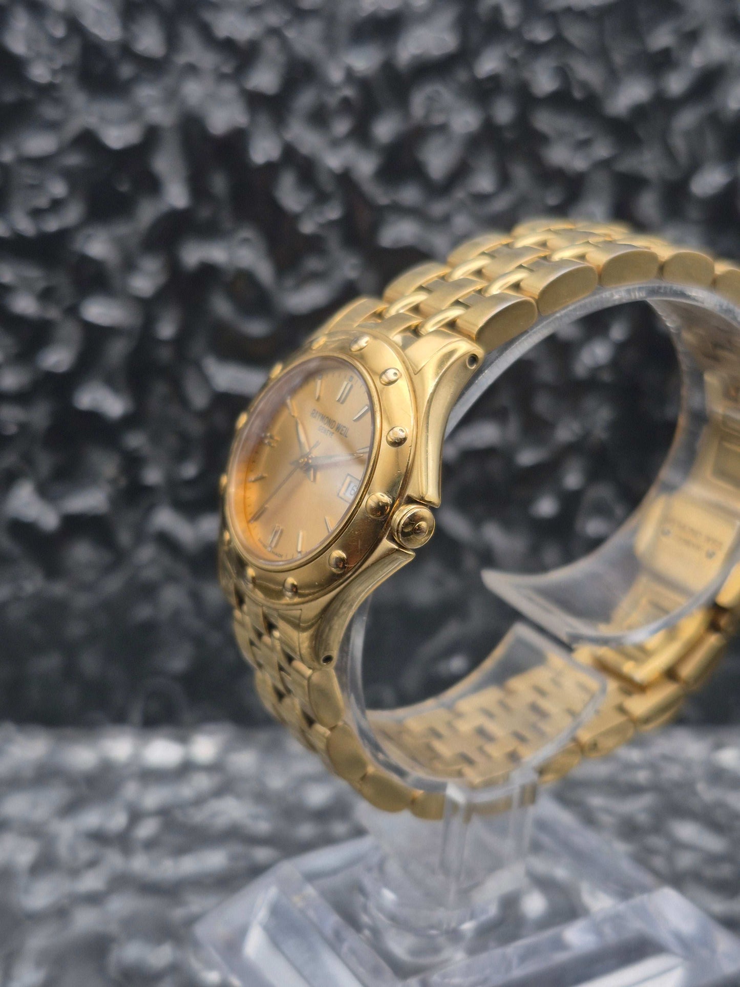 Raymond Weil 'Tango' Ref. 5390 Gold Tone Quartz