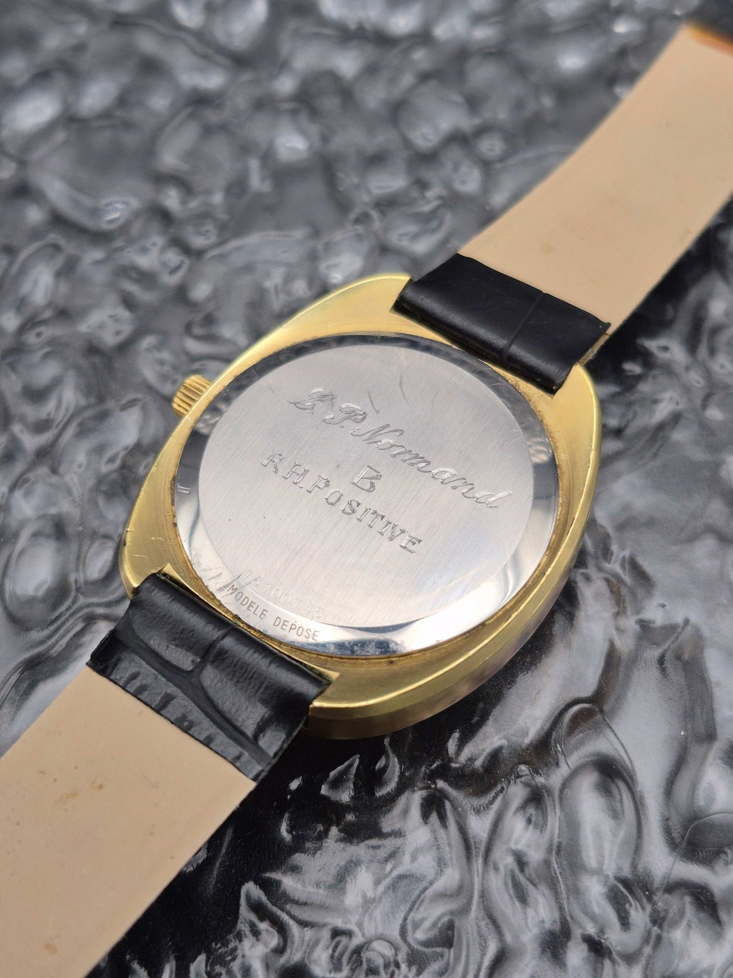 Longines Ultronic Ref. 8617-1 Gold Tone Cal. 6312 Date Sunburst With Papers - Red Robin Watches