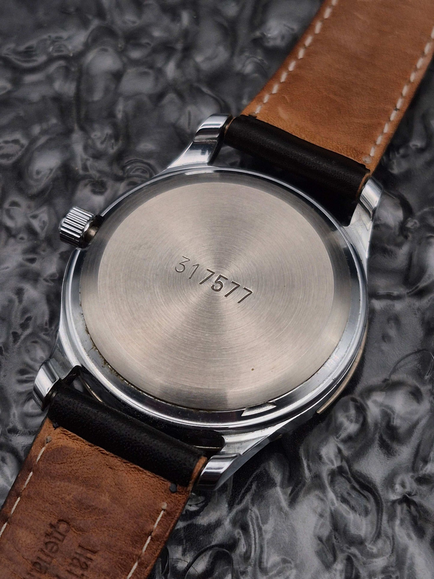 Vintage Poljot Mechanical Men's Watch Made In Russia White Dial - Red Robin Watches