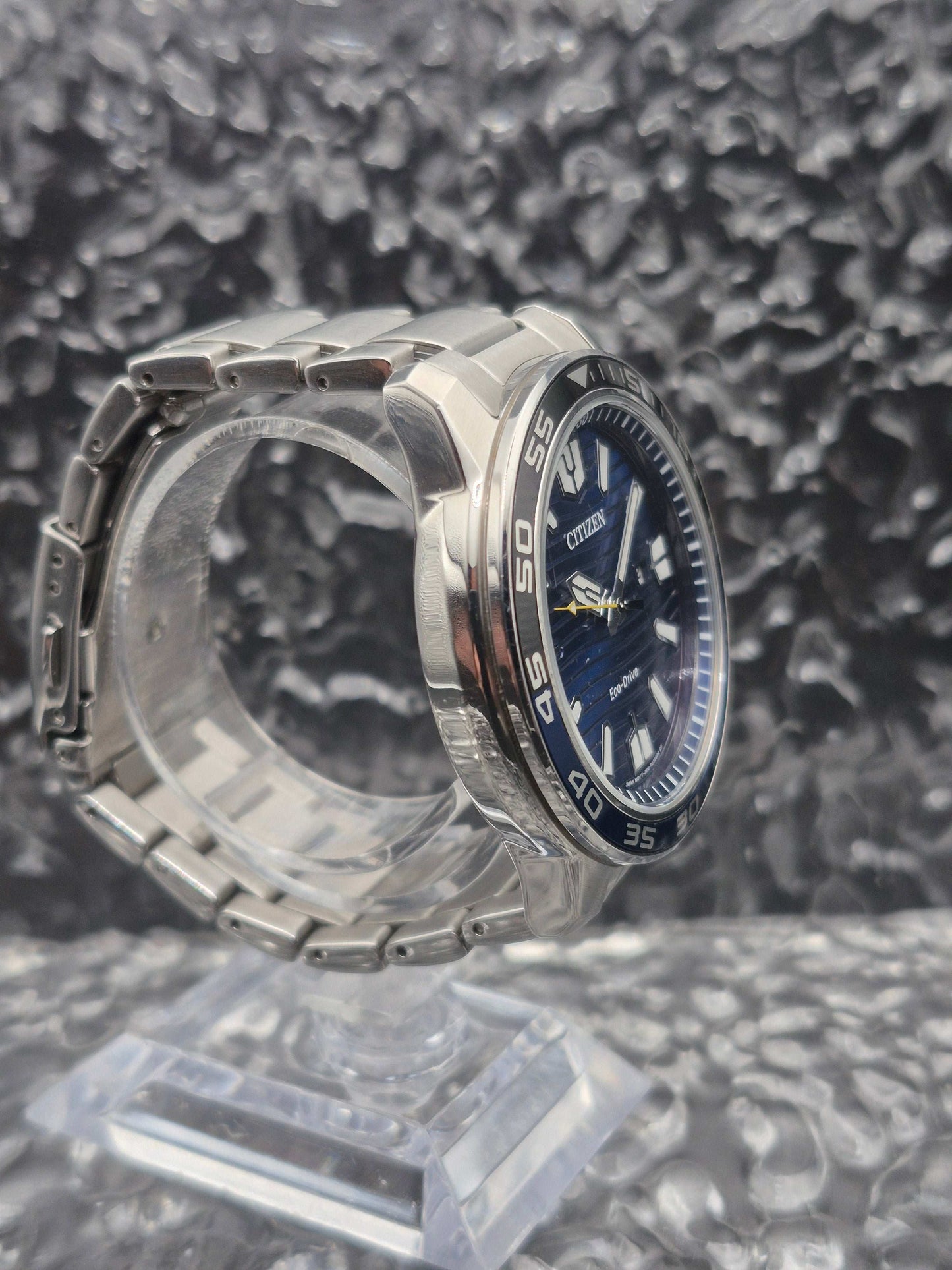 Citizen Eco-Drive Ref. AW1525-81L Blue Dial Boxed Men's Solar