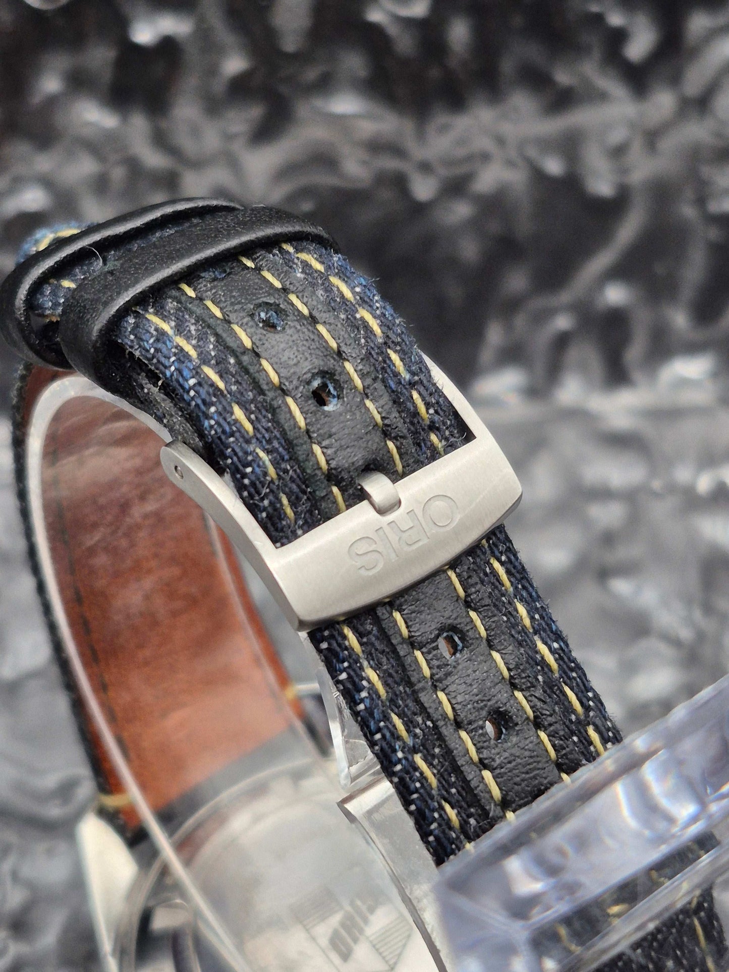 Oris Divers 65 X Momotaro Full Set Limited Edition Automatic Ref. 0173377074337 - Red Robin Watches