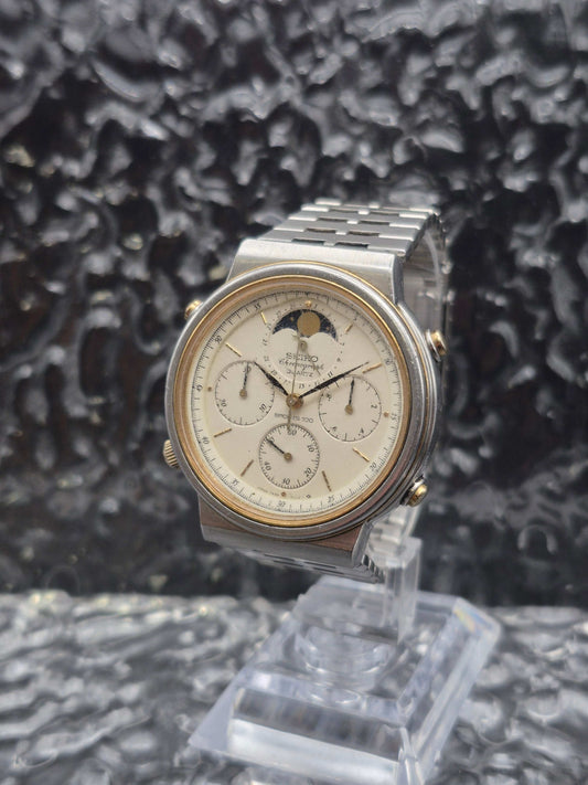 Seiko Sports 100 Moonphase Ref. 7A48-5000 Quartz Chronograph - Red Robin Watches