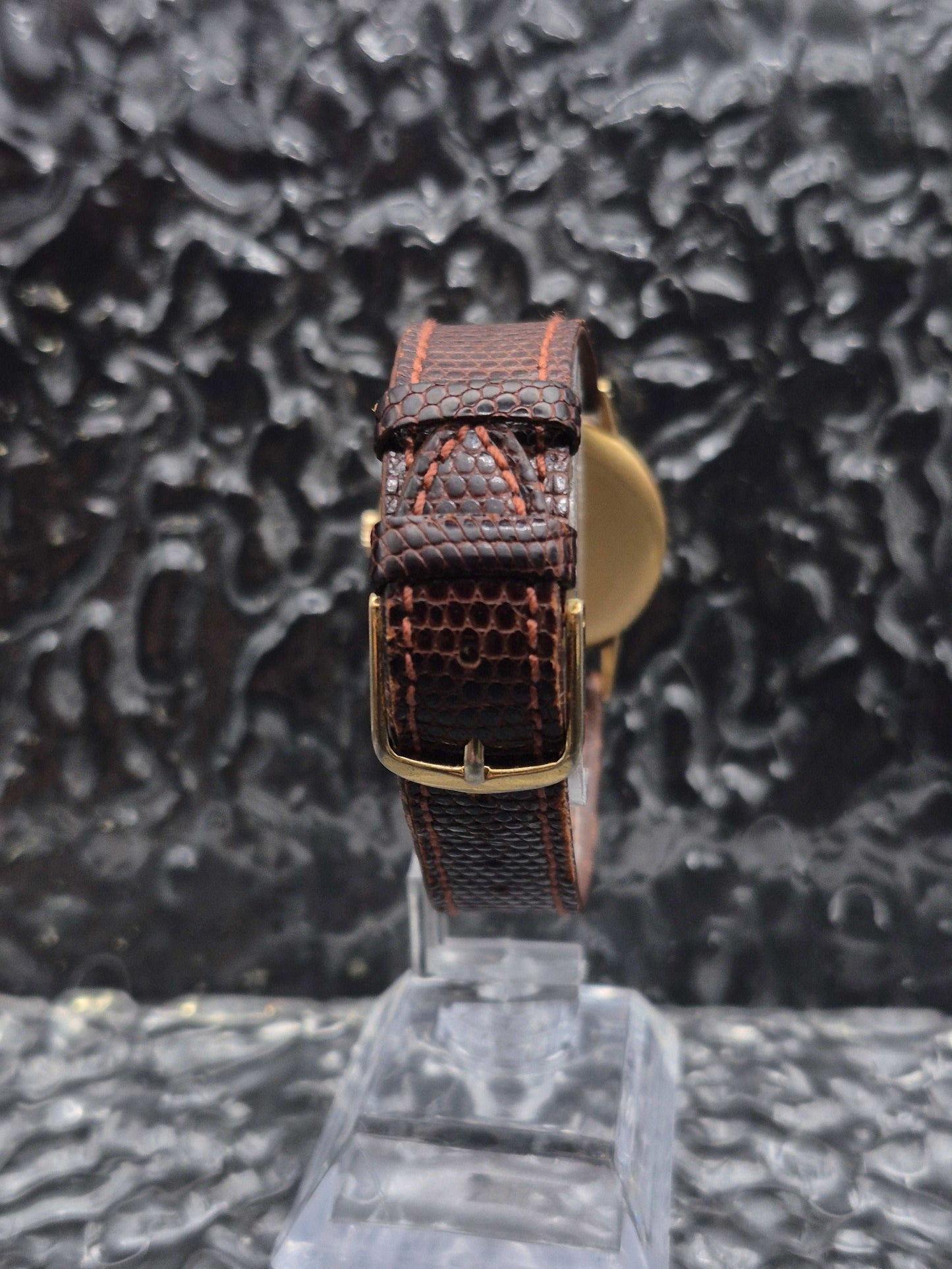 Universal Geneve Solid Gold Calatrava 18k 750 Cal. 262 Subdial Raised Markers - Red Robin Watches