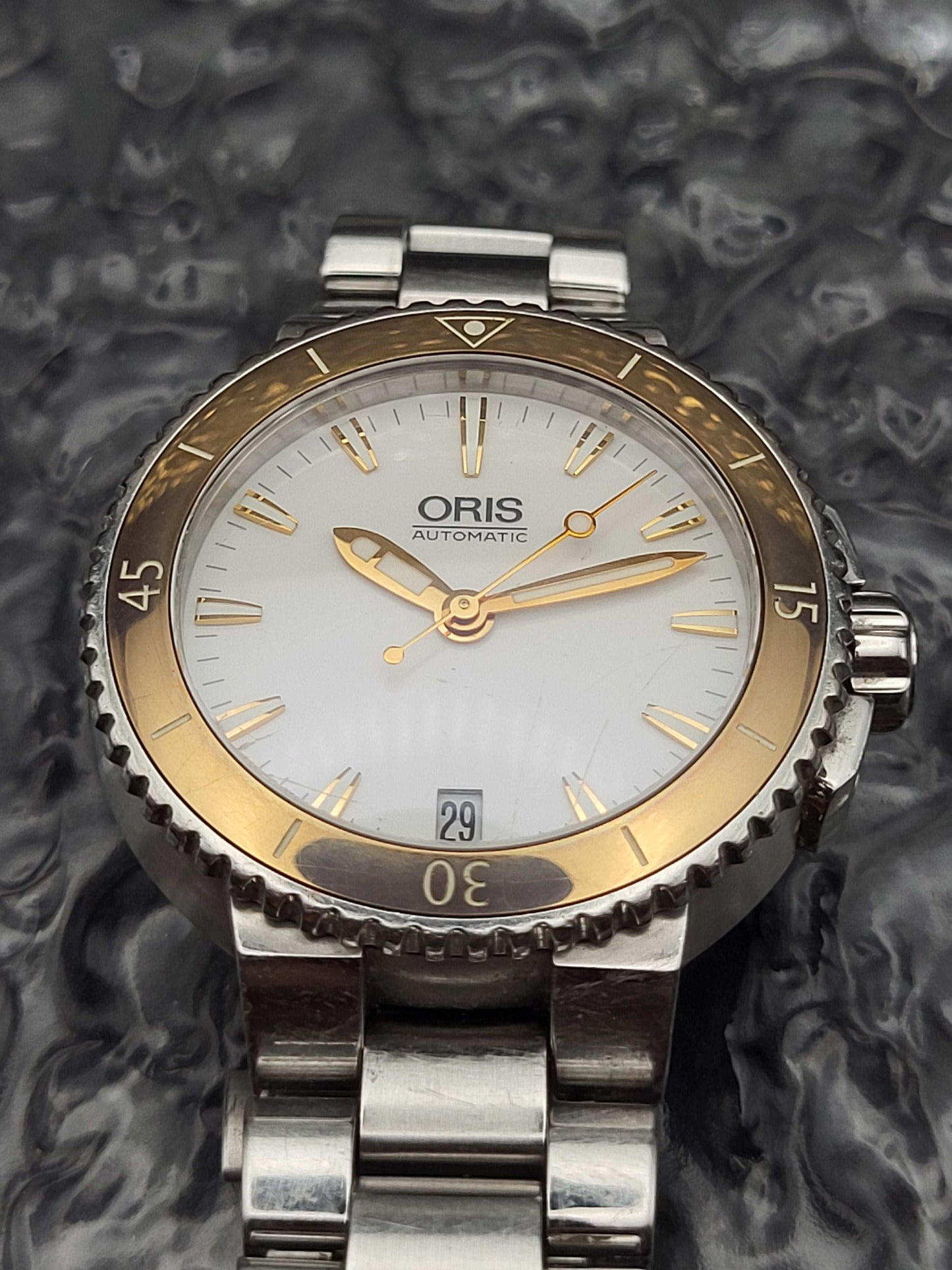 Oris Aquis Date - Ref. 7652 - Automatic Diver - Unisex - Rare Bezel - 36mm