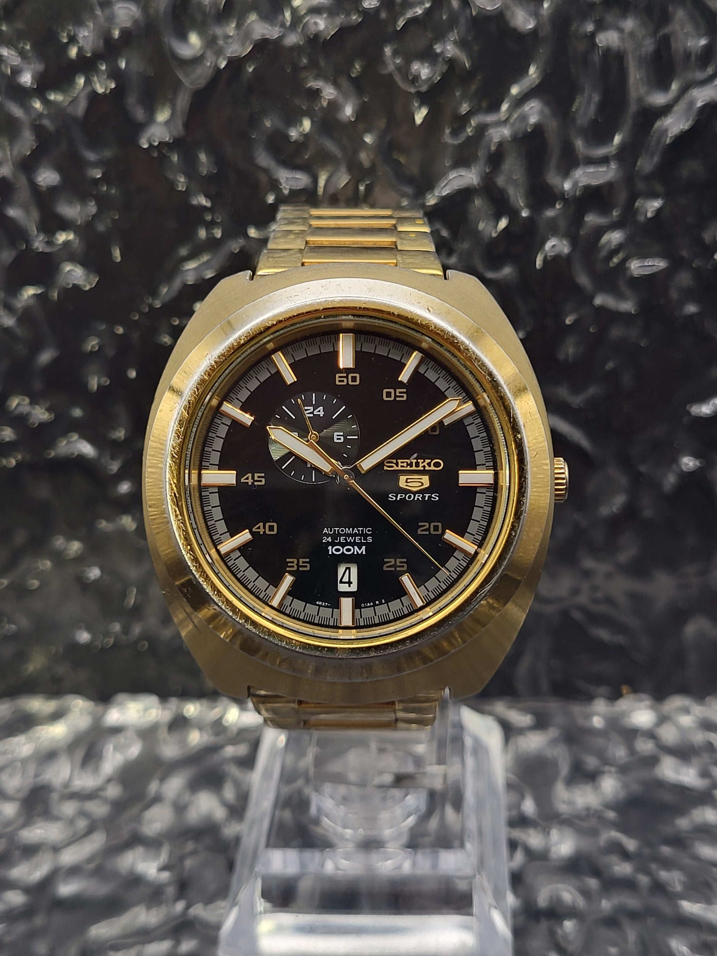 Seiko 5 Sports - Ref. 4R37-01C0 - SSA284K1 - Gold Tone - Automatic