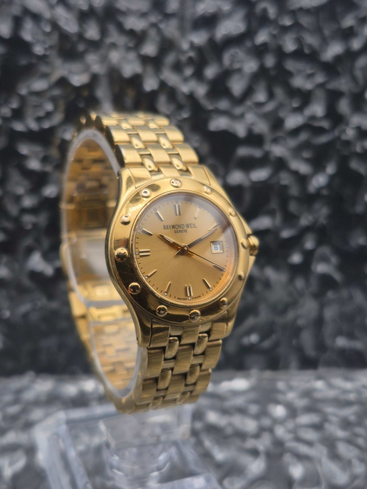 Raymond Weil 'Tango' Ref. 5390 Gold Tone Quartz
