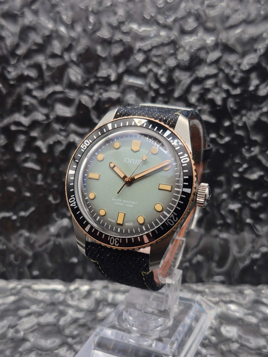 Oris Divers 65 X Momotaro Full Set Limited Edition Automatic Ref. 0173377074337 - Red Robin Watches