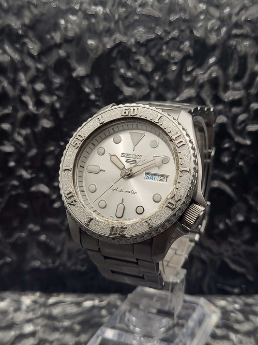 Seiko 5 Sports - Ref. SRPE71K1 - 4R36-08E0 - Automatic - Box And Papers