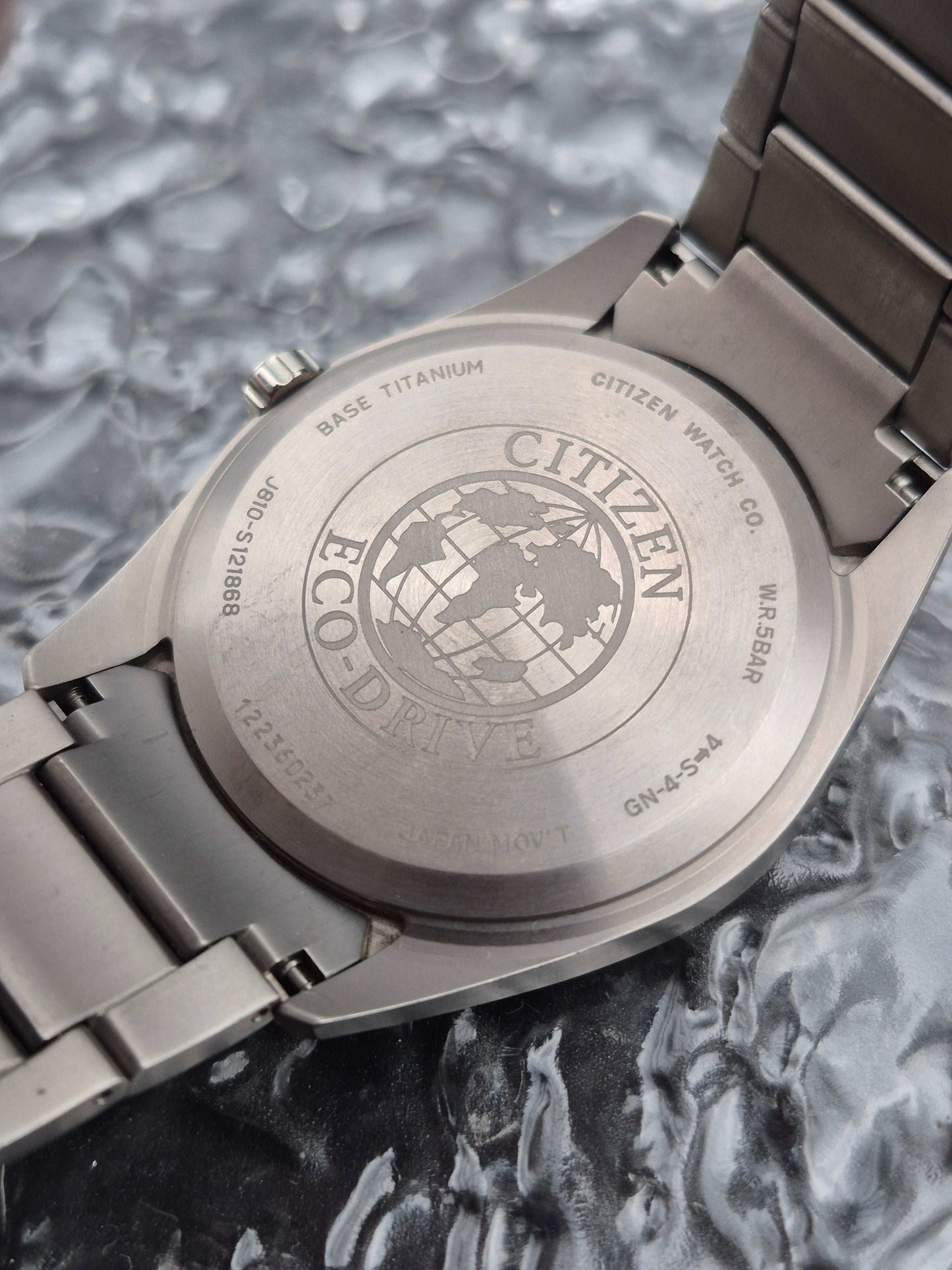 Citizen Super Titanium Ref. AW1640-83L Blue Dial Full Set Eco-Drive - Red Robin Watches