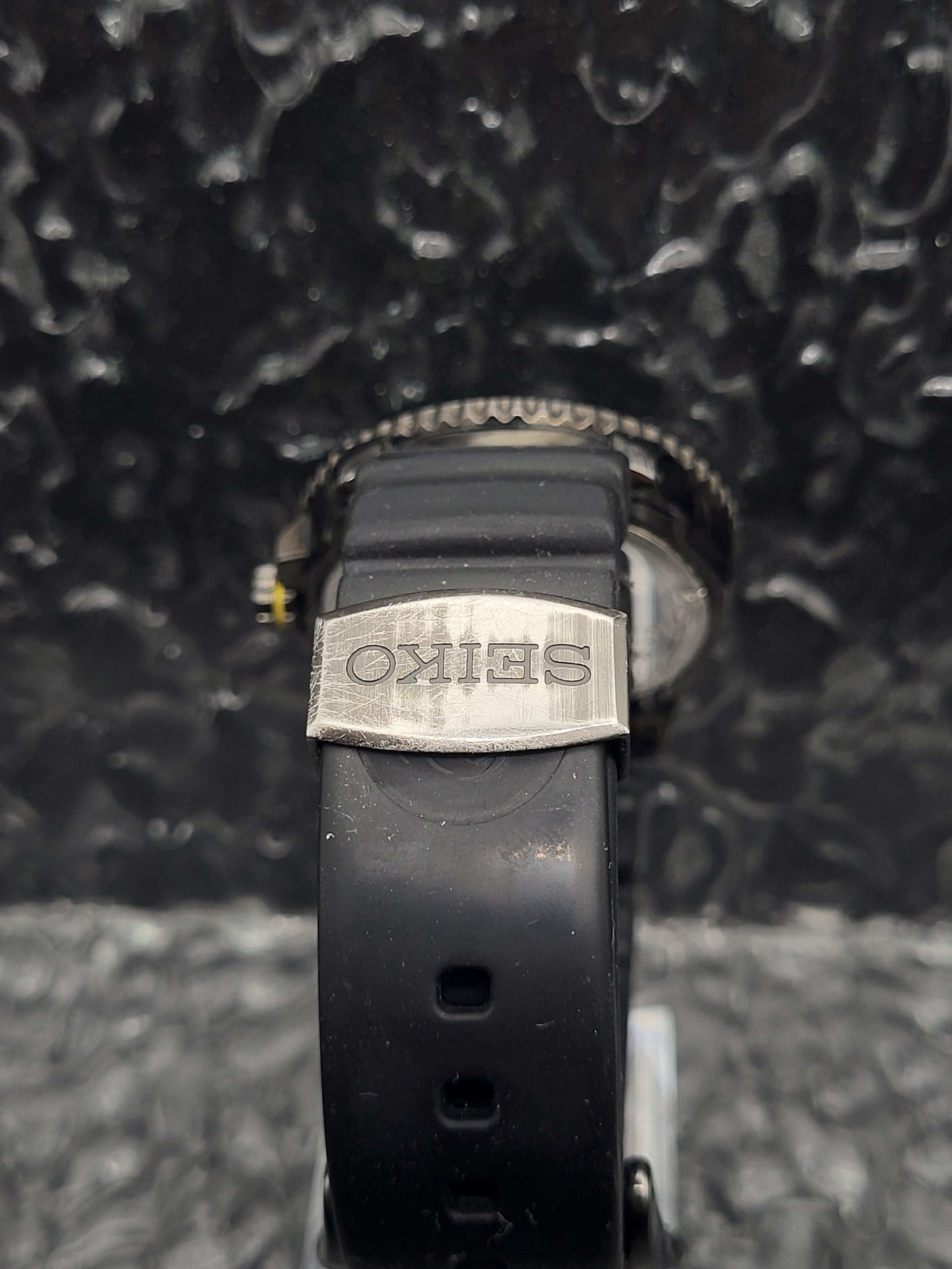 Seiko Solar Diver - Ref. SNE441P1 - V157-0BT0 - Yellow Version