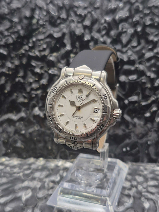 Tag Heuer Professional 6000 Ref. WH1211 Quartz 36mm Mid-Size
