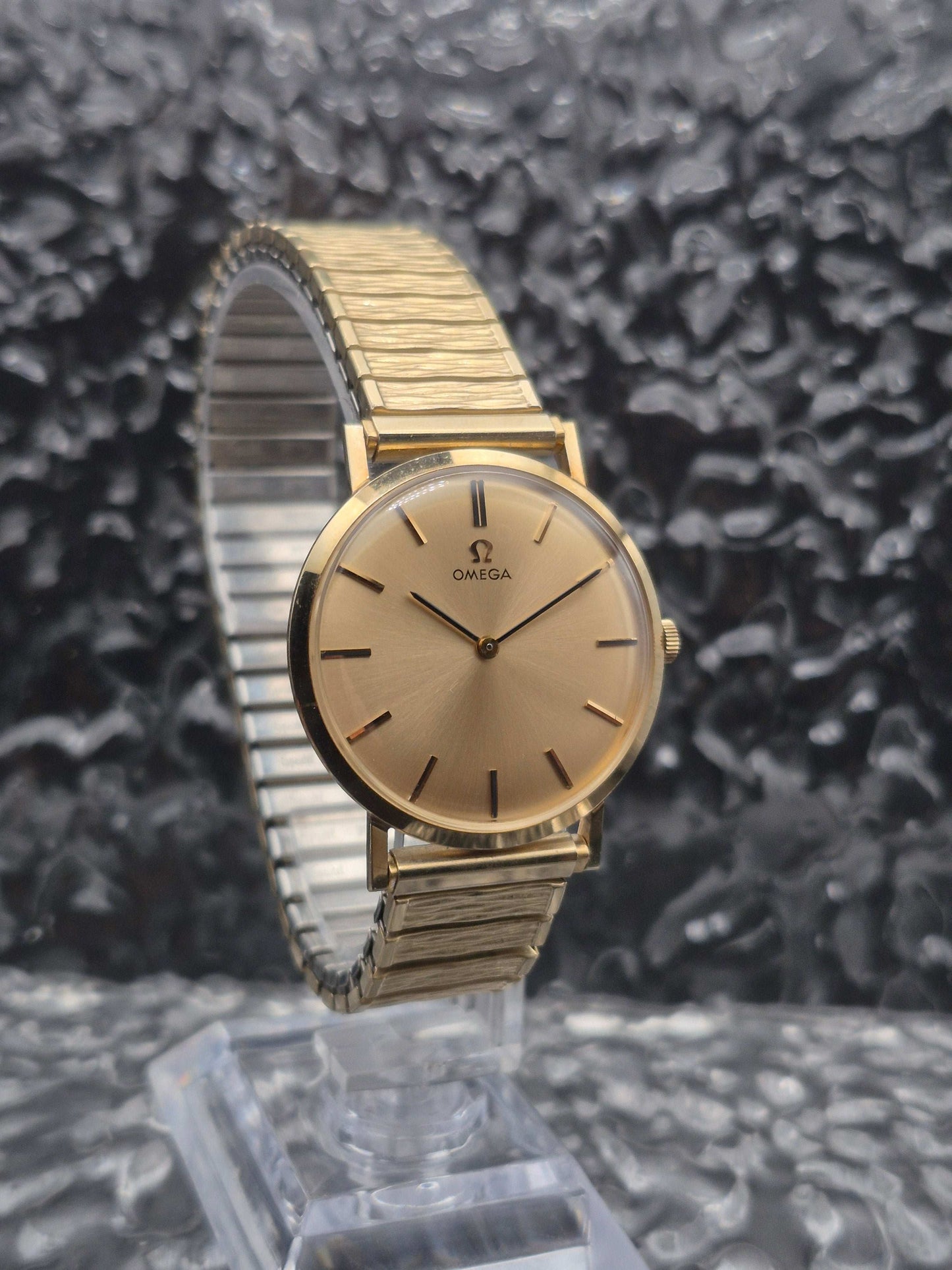 Omega Ultra Thin 14K Solid Gold Ref. D 6672 - Cal. 625 Dress Watch