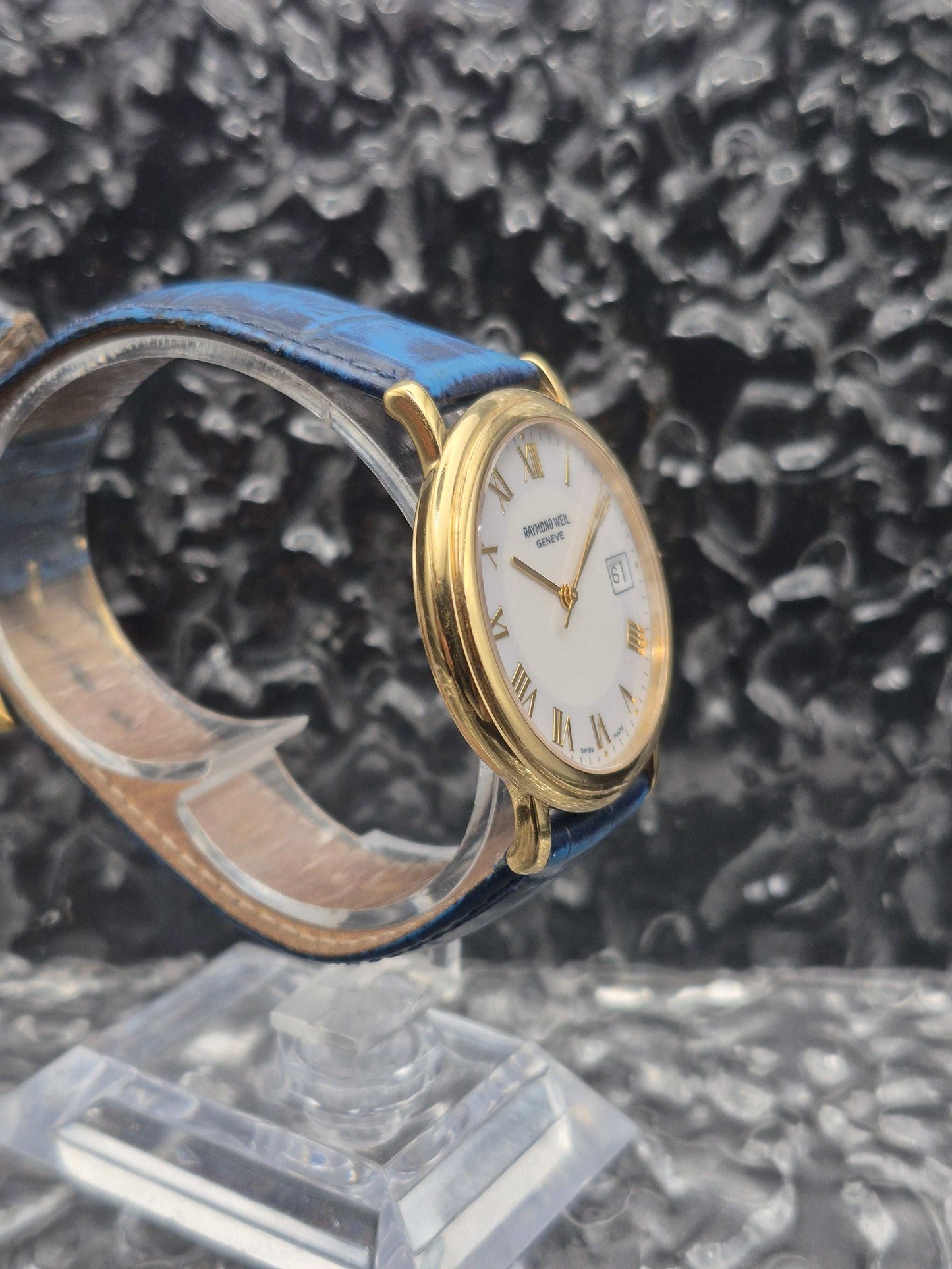 Raymond Weil Ref. 5575 18K EGP Roman Numerals Quartz
