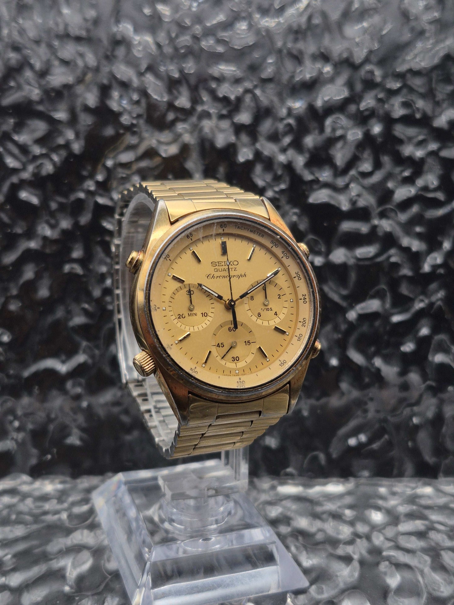 Seiko Quartz Chronograph Ref. 7A28-7020 Gold Tone 'James Bond' - Red Robin Watches