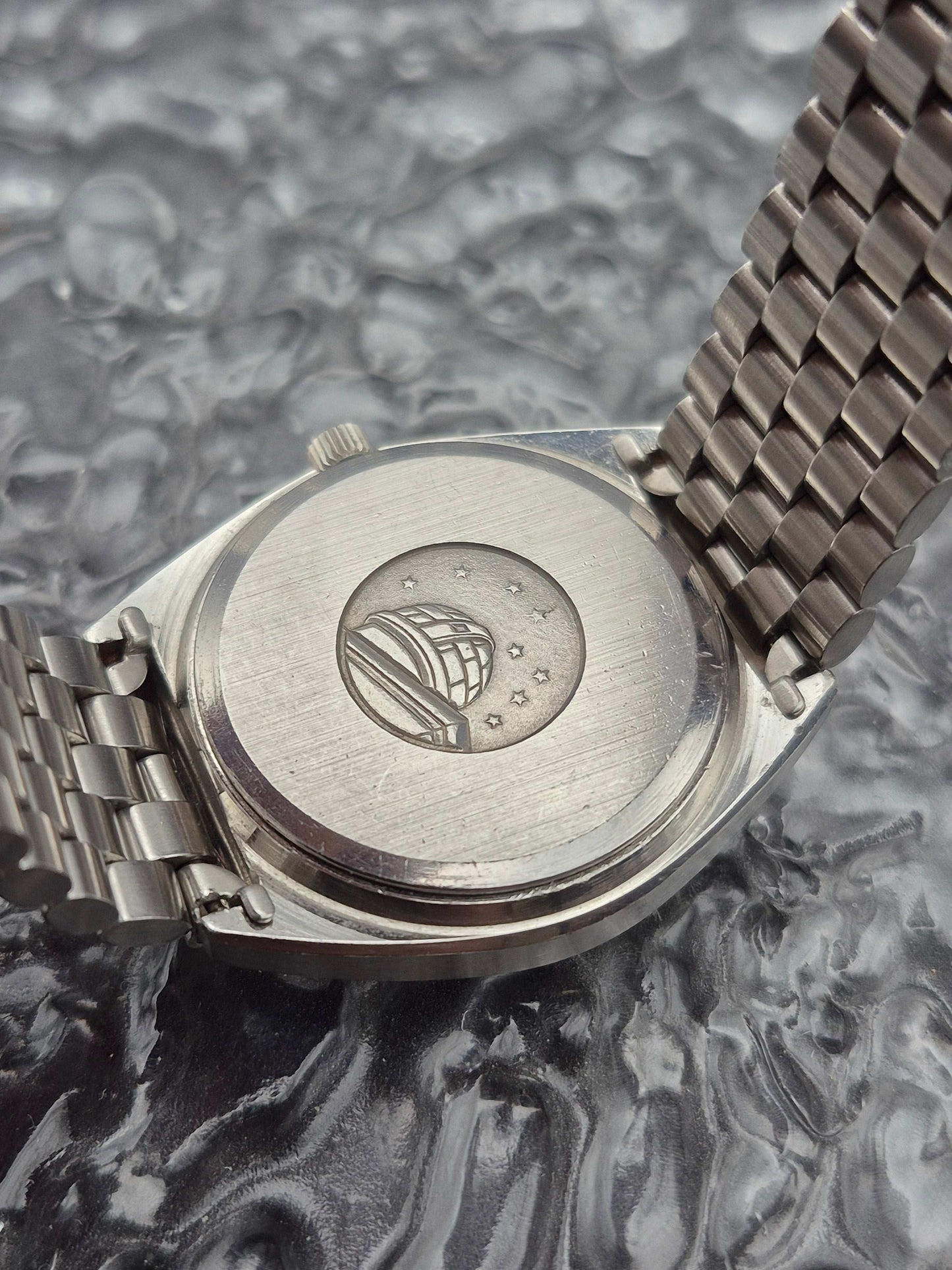 Omega Constellation Chronometer Ref. 198.0111 Quartz 18K WG Bezel
