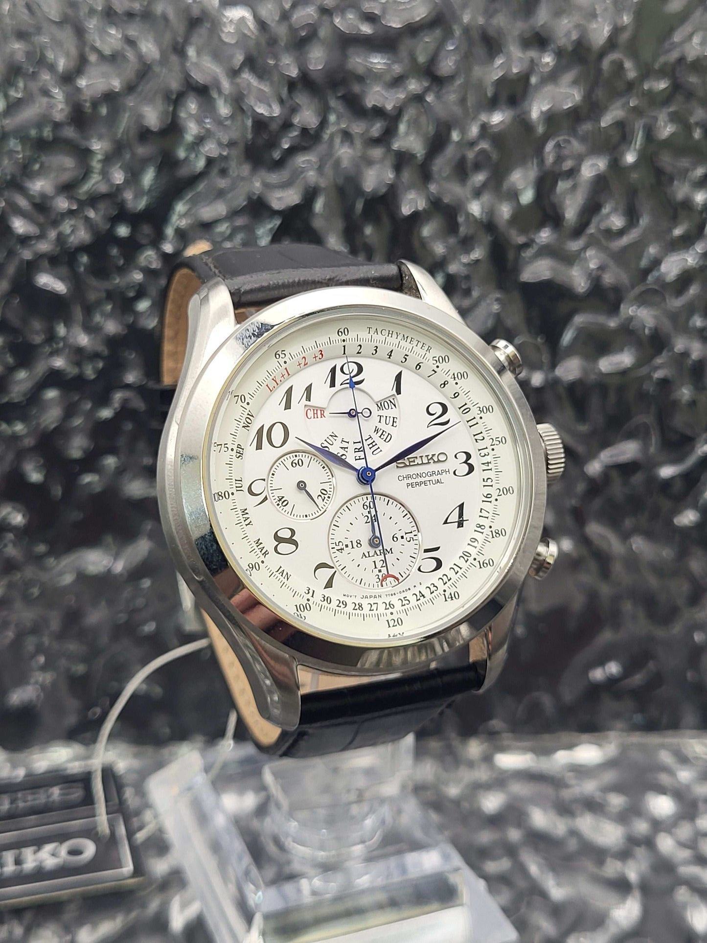 Seiko Perpetual Chronograph - Ref. SPC131P1 - 7T86-0AC0 - Quartz
