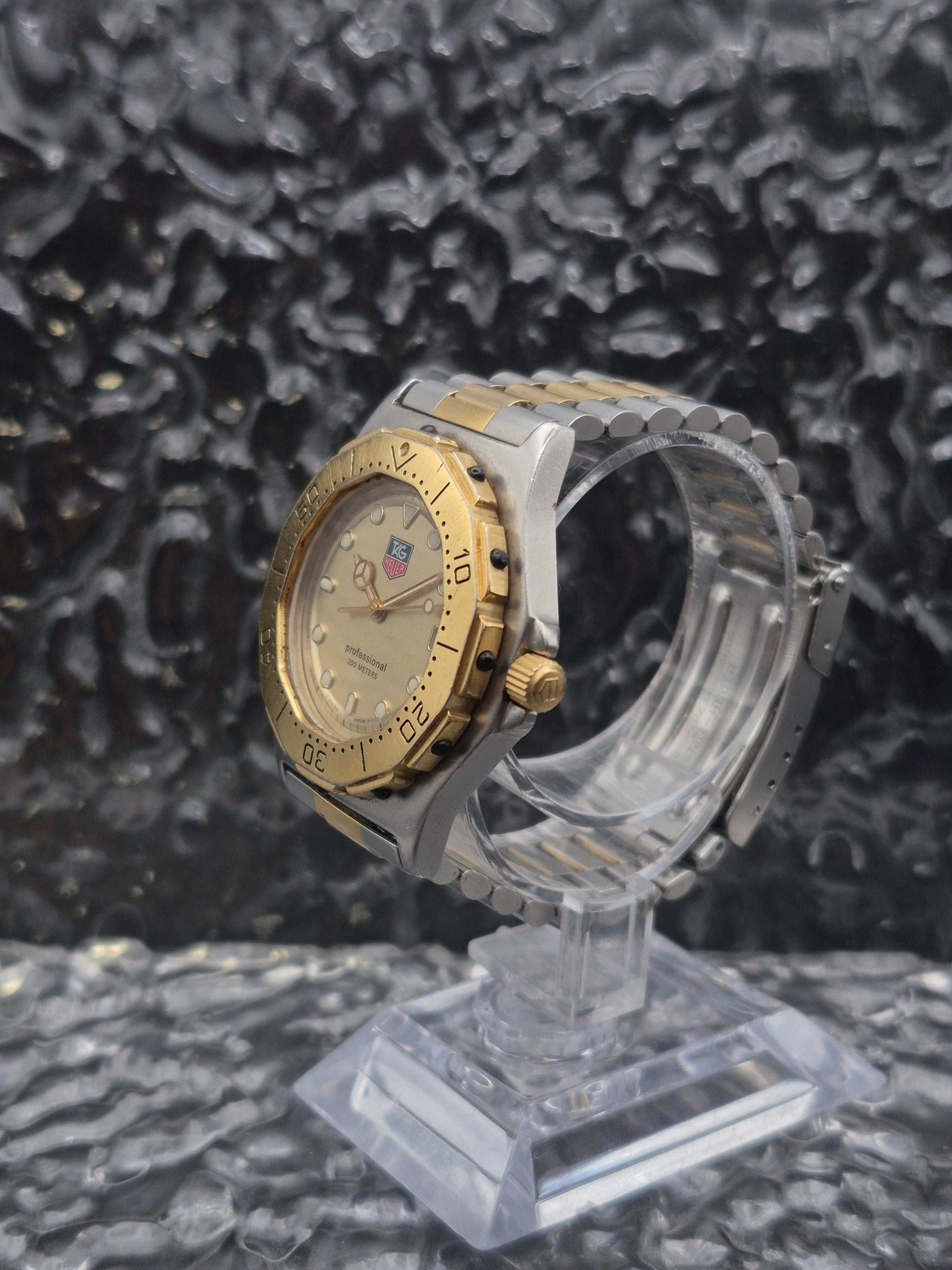 Tag Heuer Professional 200 Meters Mid Size Ref. 935.406 Quartz Diver Two Tone - Red Robin Watches