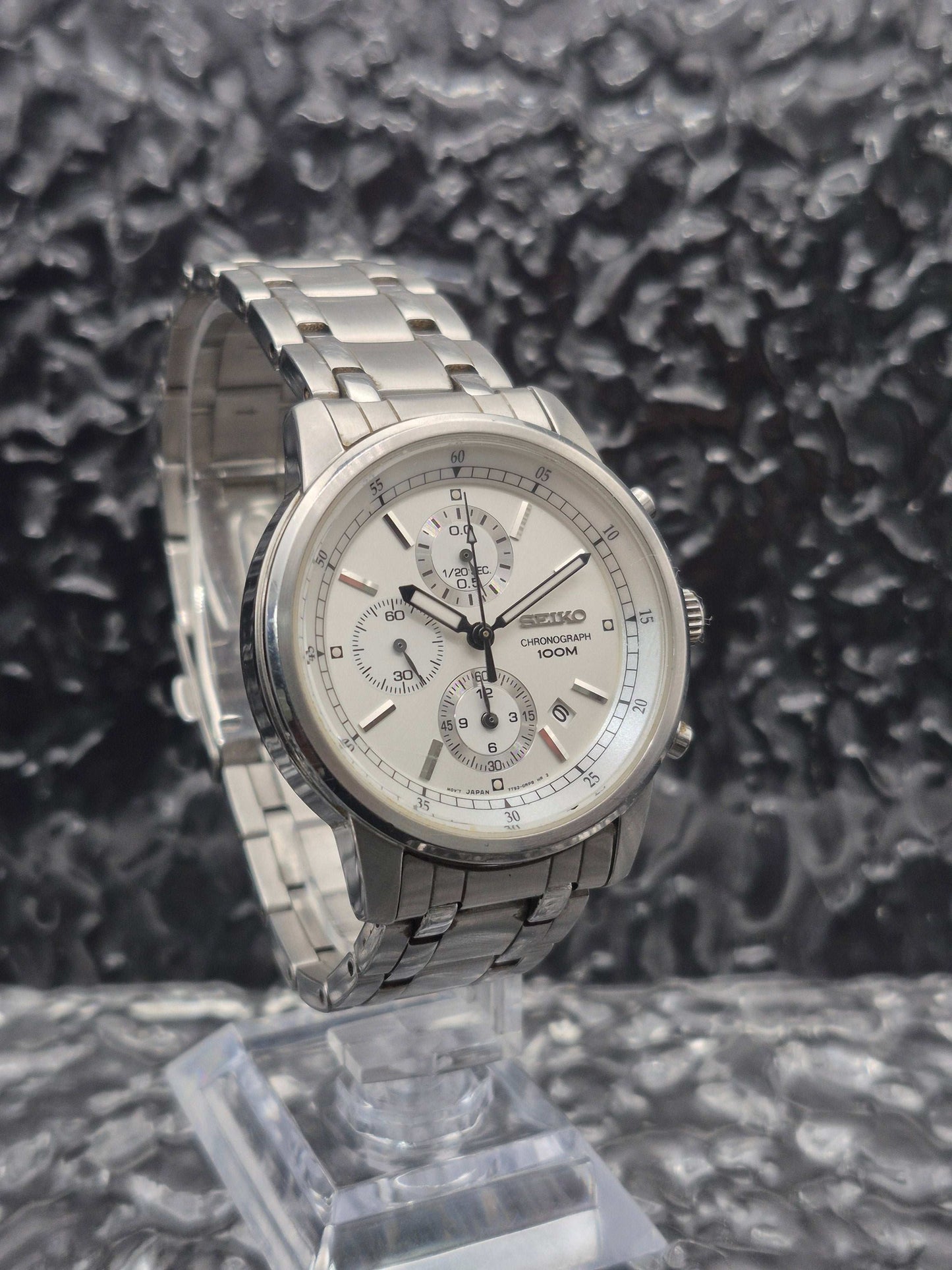Seiko Chronograph Ref. 7T92-0LT0 Quartz Chronograph - Red Robin Watches