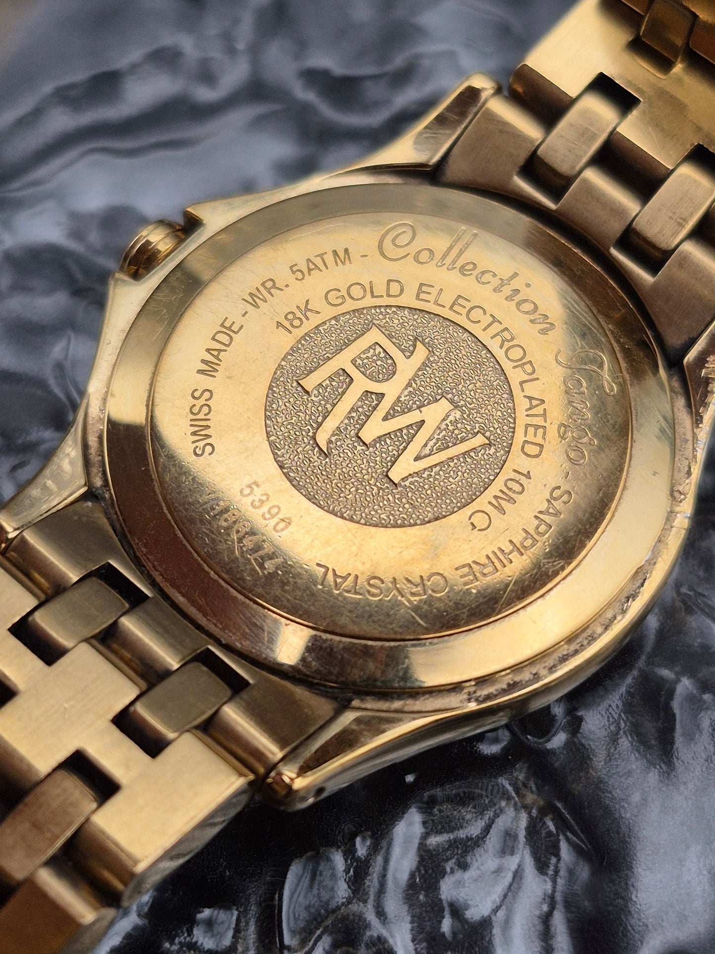 Raymond Weil 'Tango' Ref. 5390 Gold Tone Quartz