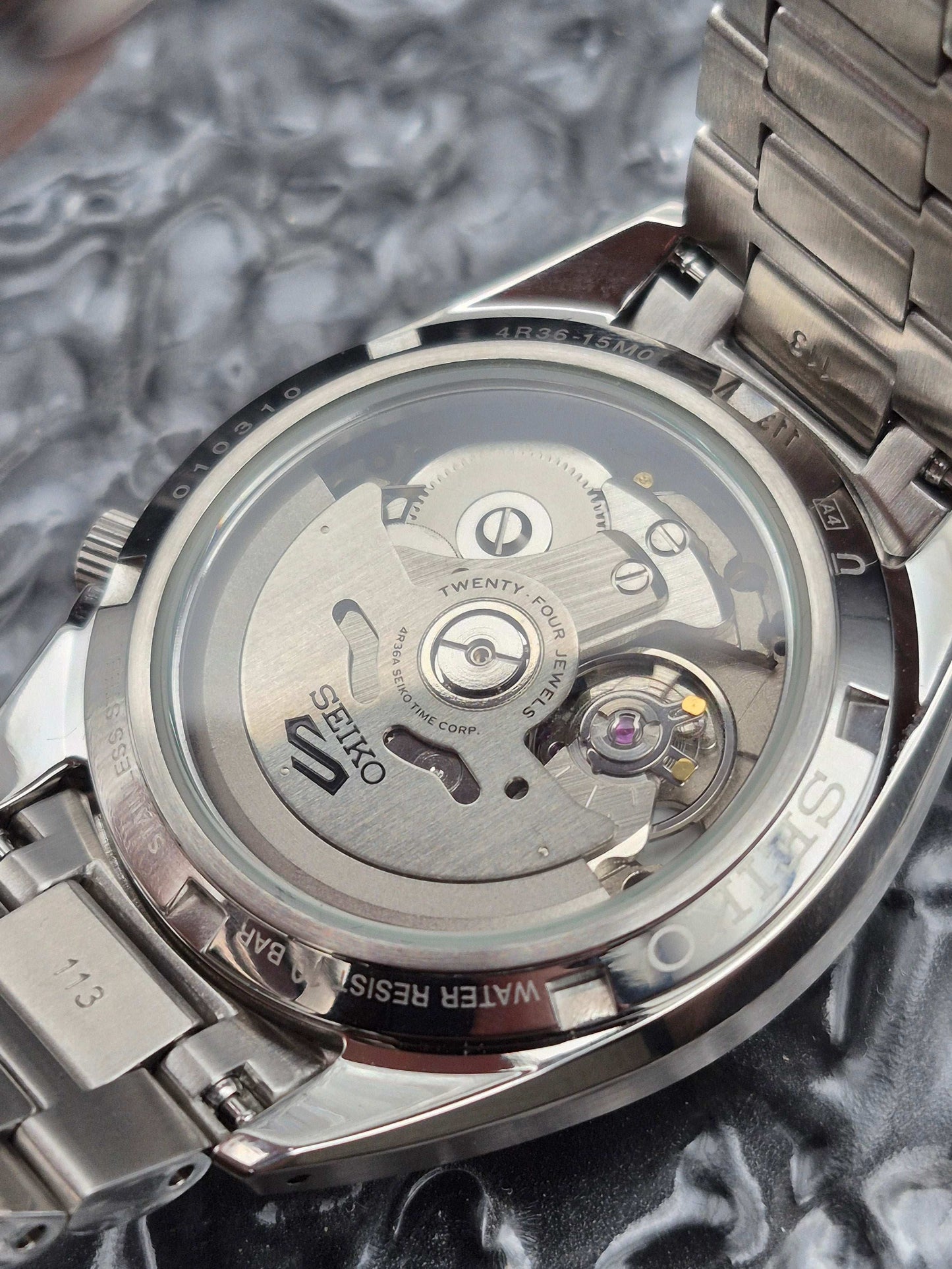 Seiko 5 Sports Ref. SRPL59K1 - 4R36-15M0 Full Set Gold Dial Automatic - Red Robin Watches