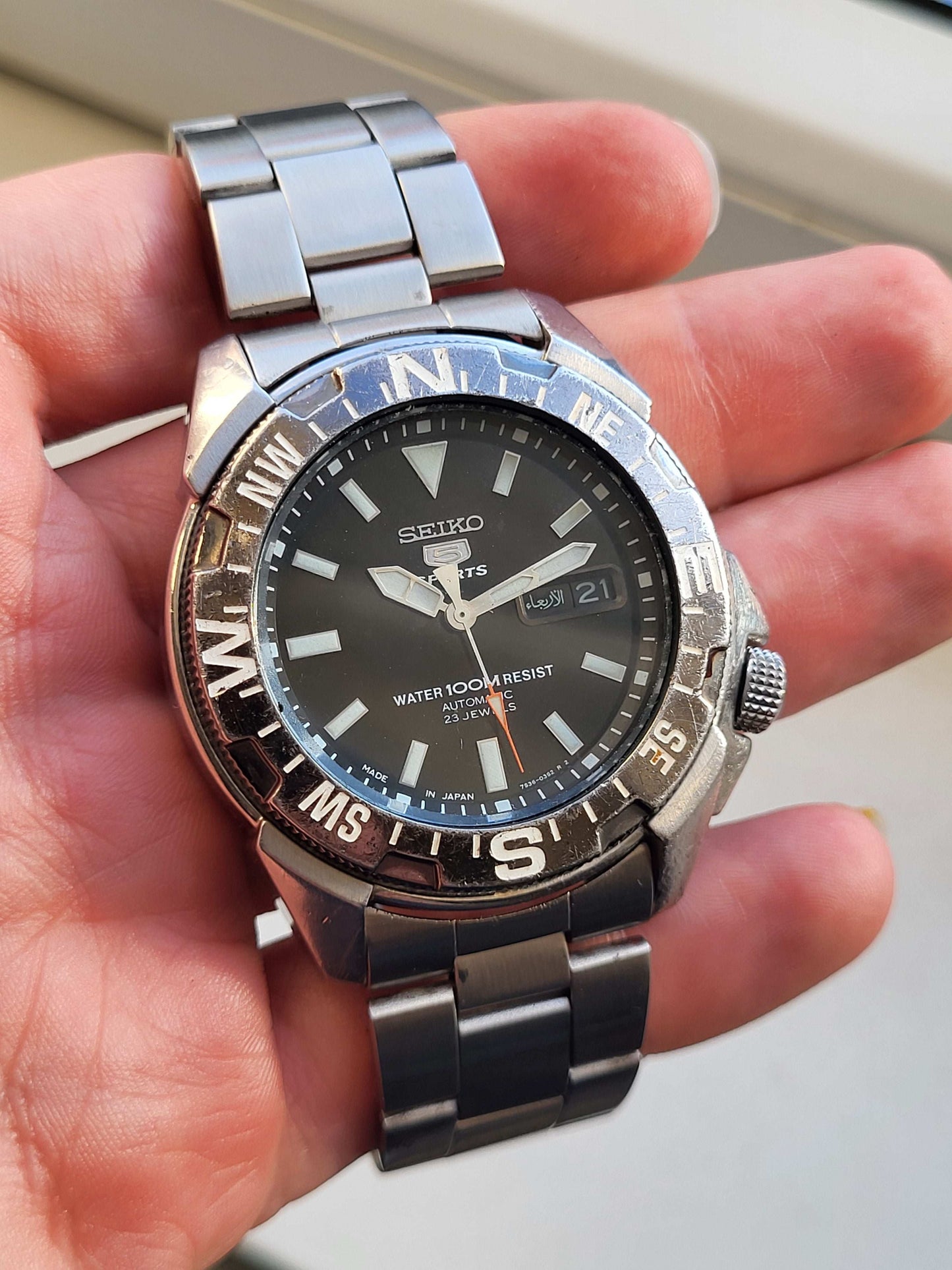 Seiko 5 Sports - Ref. 7S36-01Y0 - SNZD23J1 - Day Date - Automatic