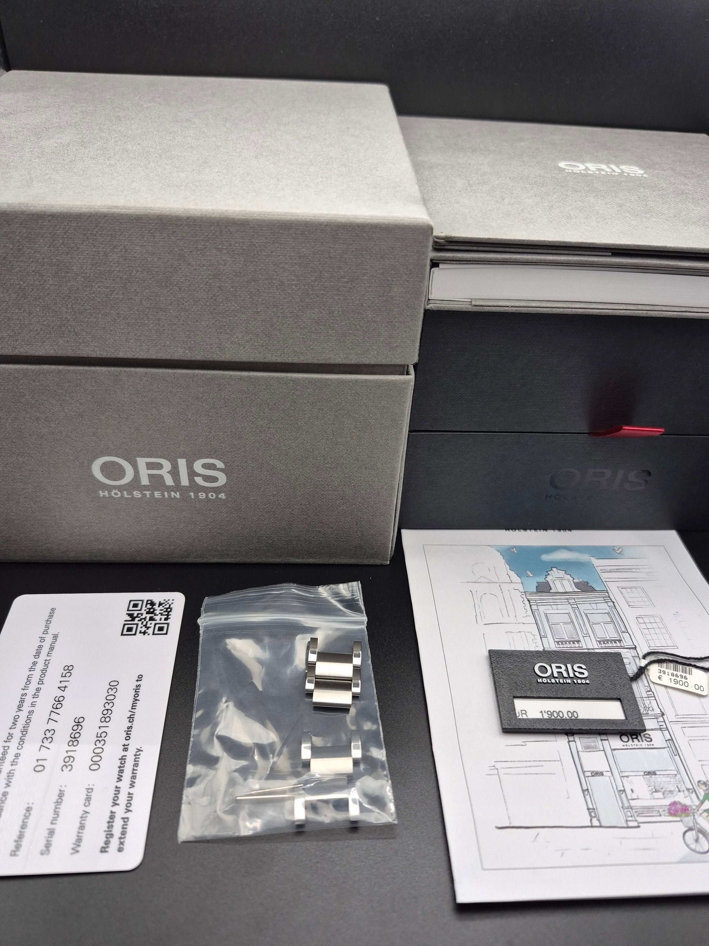 Oris Aquis 'Cherry' Ref. 01 733 7766 4158 Full Set 41.5mm - Red Robin Watches