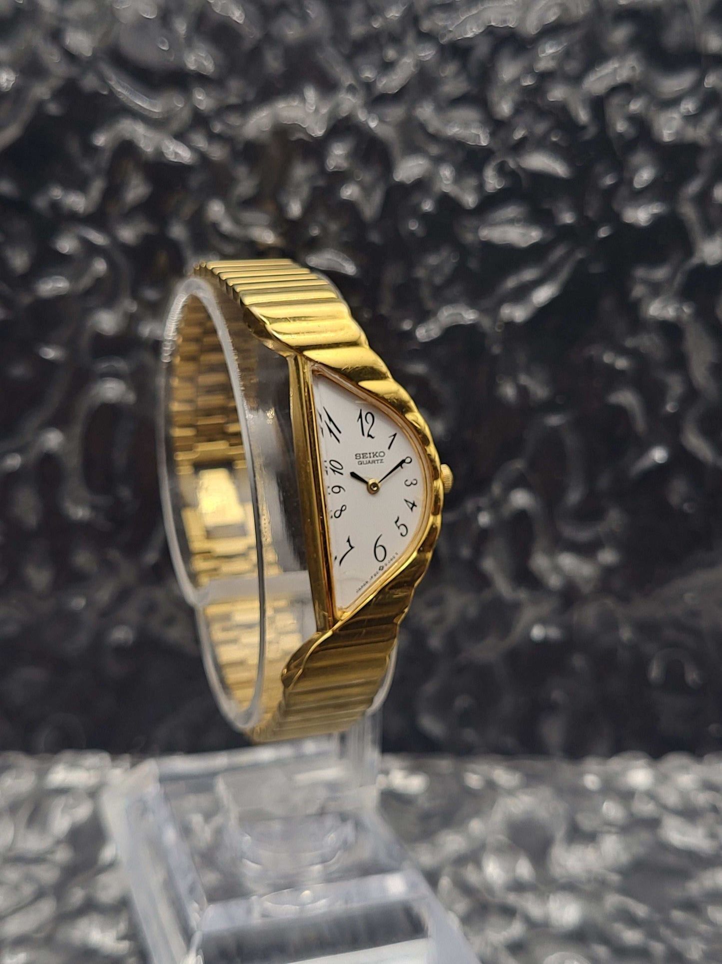 Seiko Rivoli 'Half Moon' - Ref. 1F20-5D50 - White Dial - Quartz - New Battery