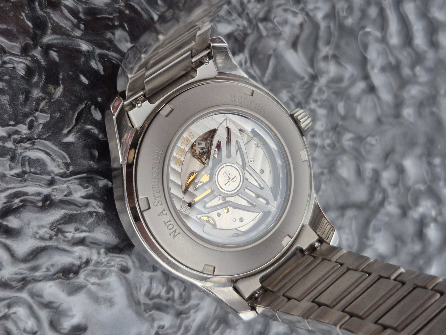 Selten Series 00.00 Meteor Dial Day Night Disk - Full Set April 2024 Automatic - Red Robin Watches