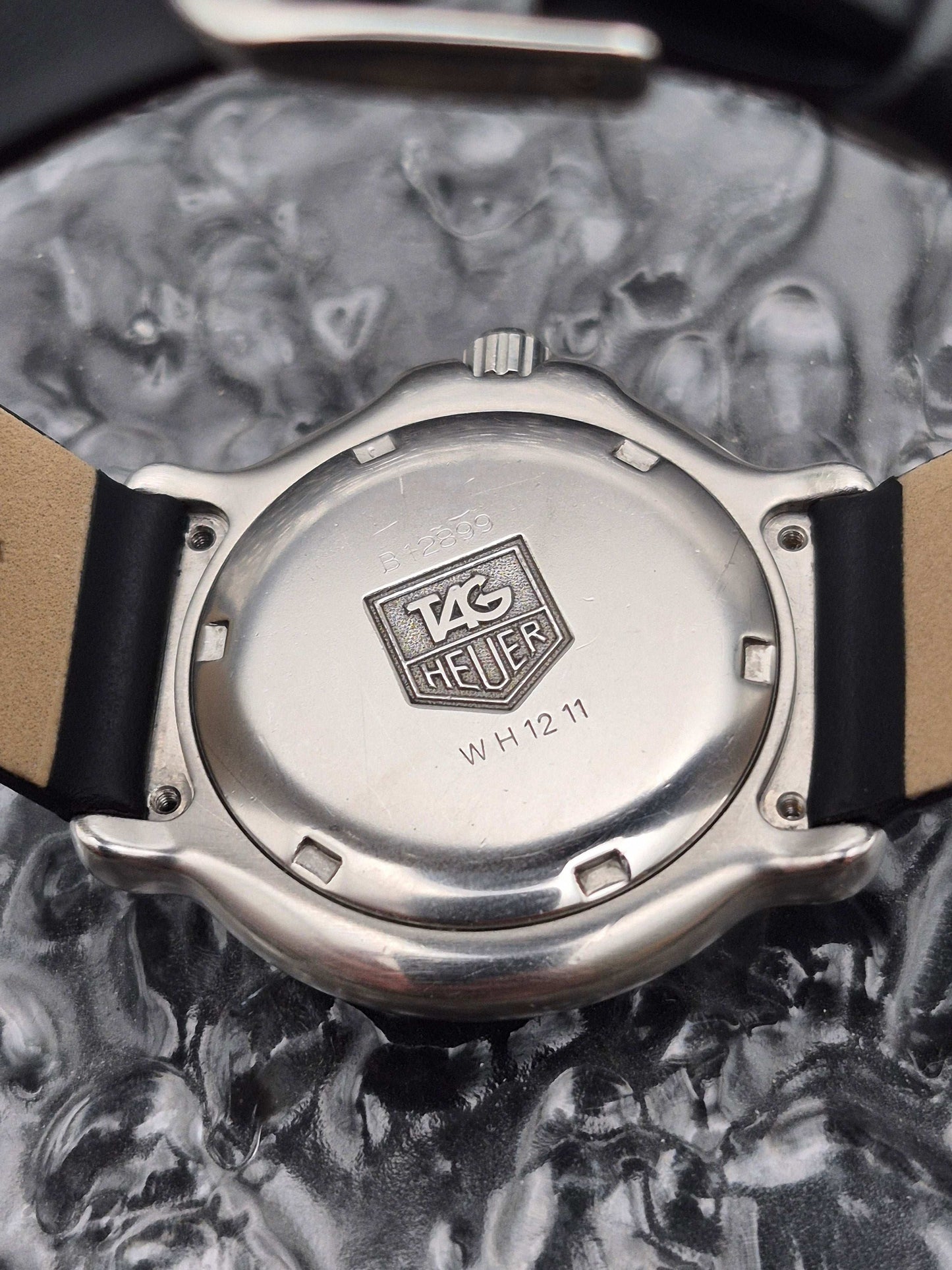 Tag Heuer Professional 6000 Ref. WH1211 Quartz 36mm Mid-Size