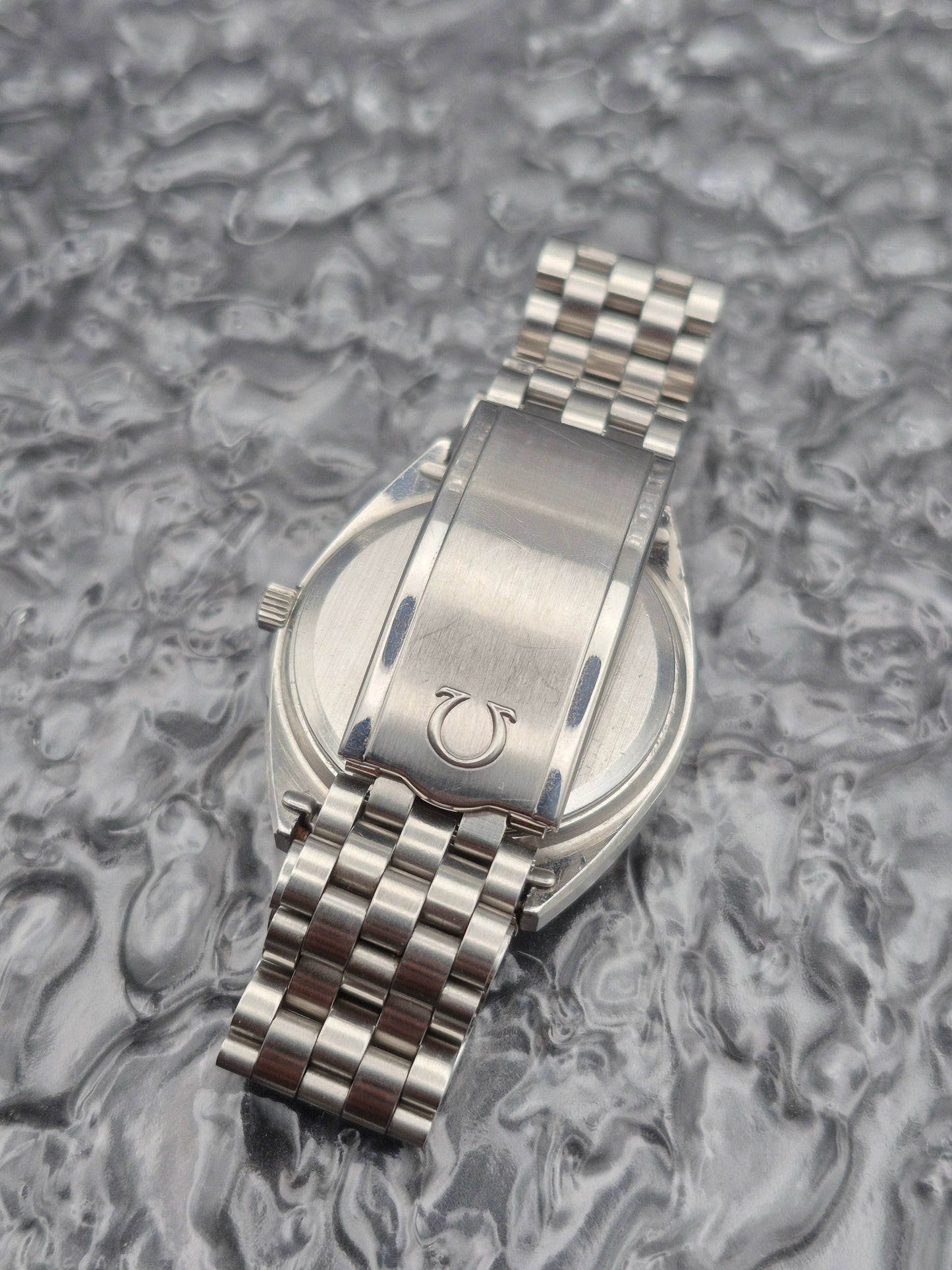 Omega Constellation Chronometer Ref. 198.0111 Quartz 18K WG Bezel