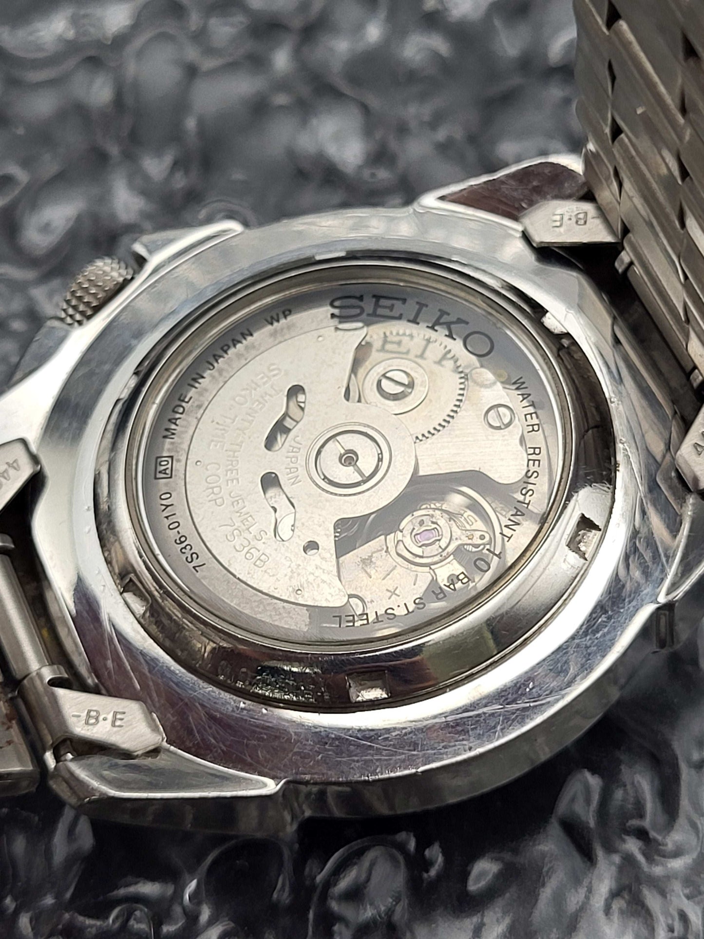 Seiko 5 Sports - Ref. 7S36-01Y0 - SNZD23J1 - Day Date - Automatic